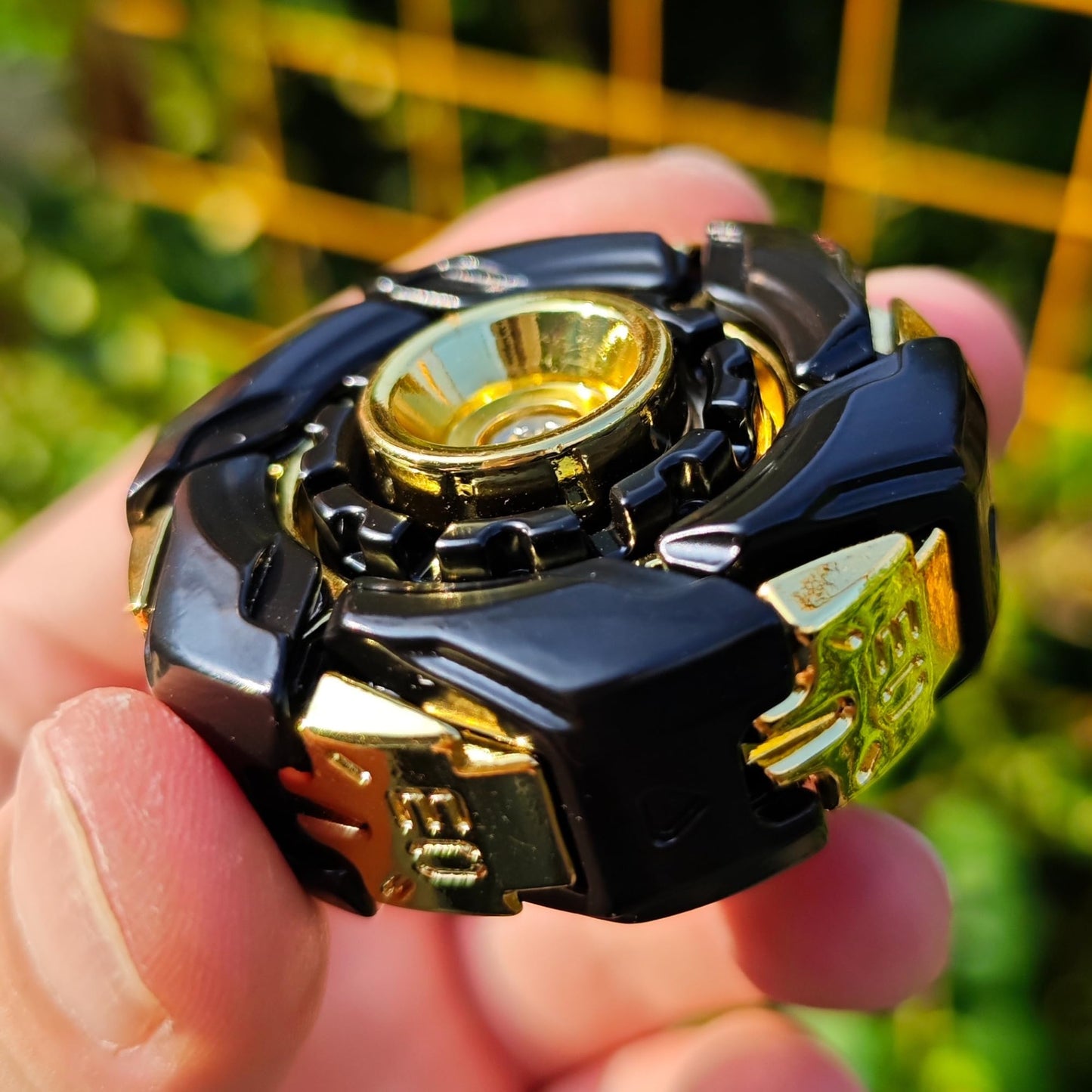 T-Conceal EDC Fidget Sliders Open Armor Spinning Top – Magnetic Metal (Black Gold)