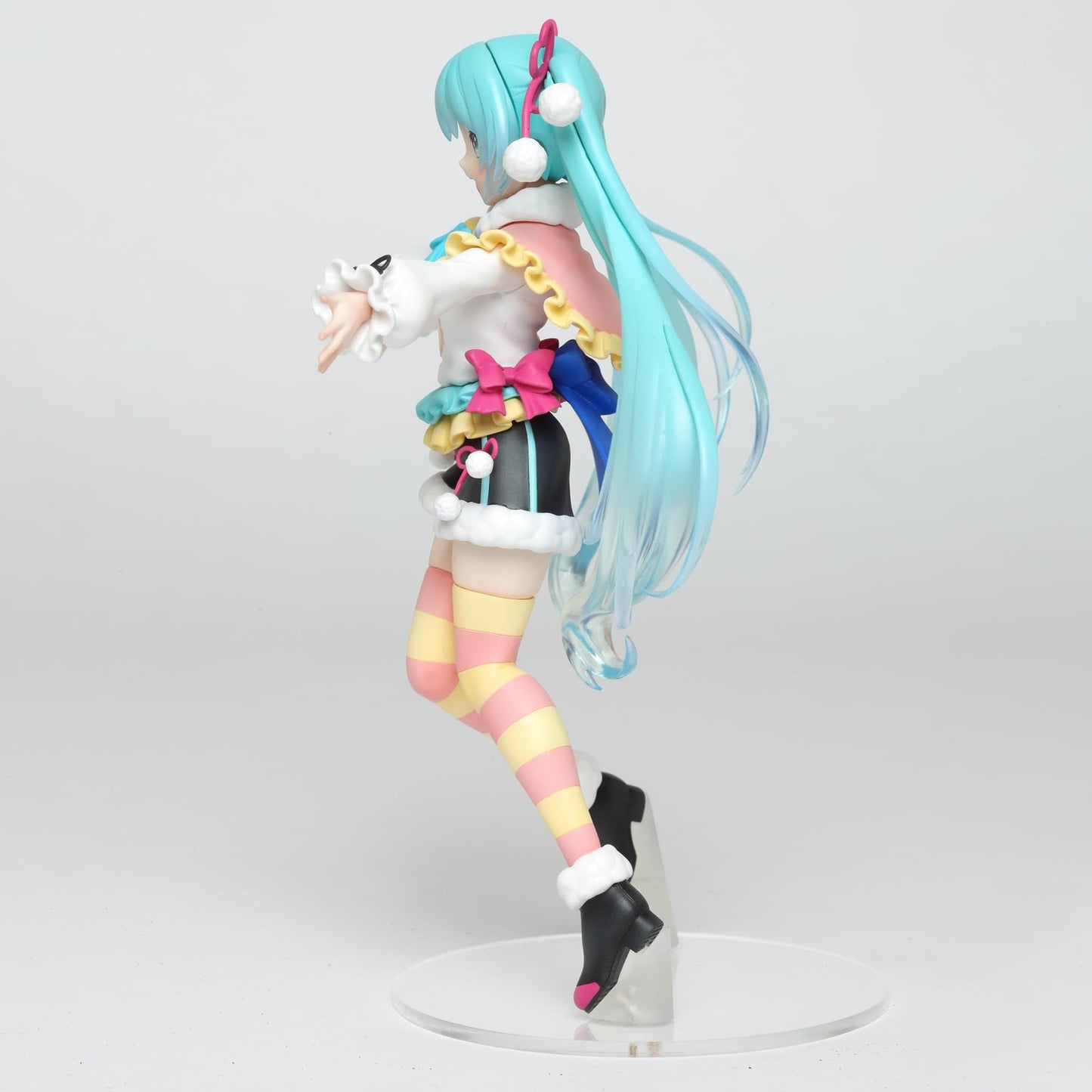 Taito Hatsune Miku Figure Winter Image Version – 7\" Official Licensed Collectible