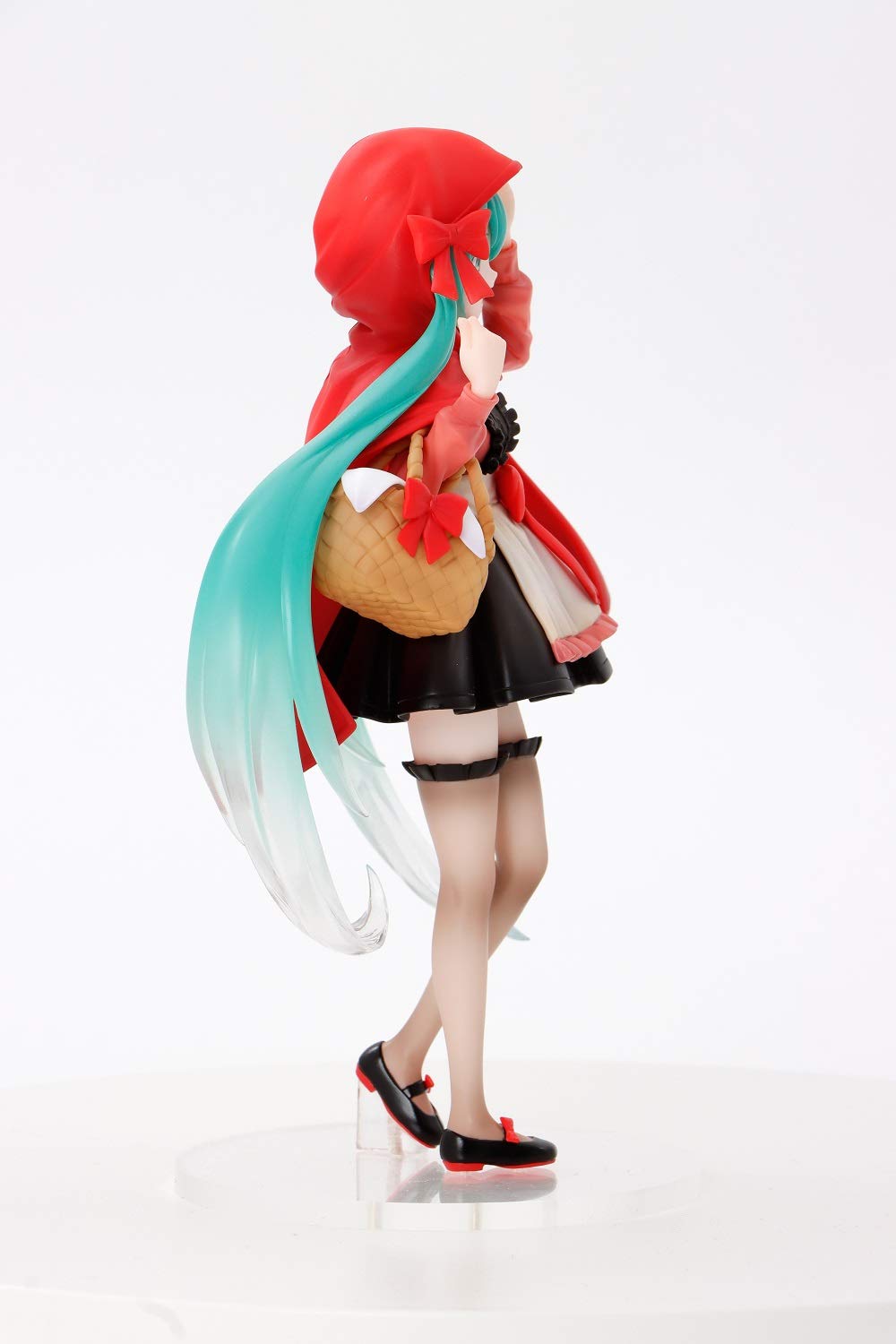 TAITO Hatsune Miku Wonderland Figure – Little Red Riding Hood (T83522)