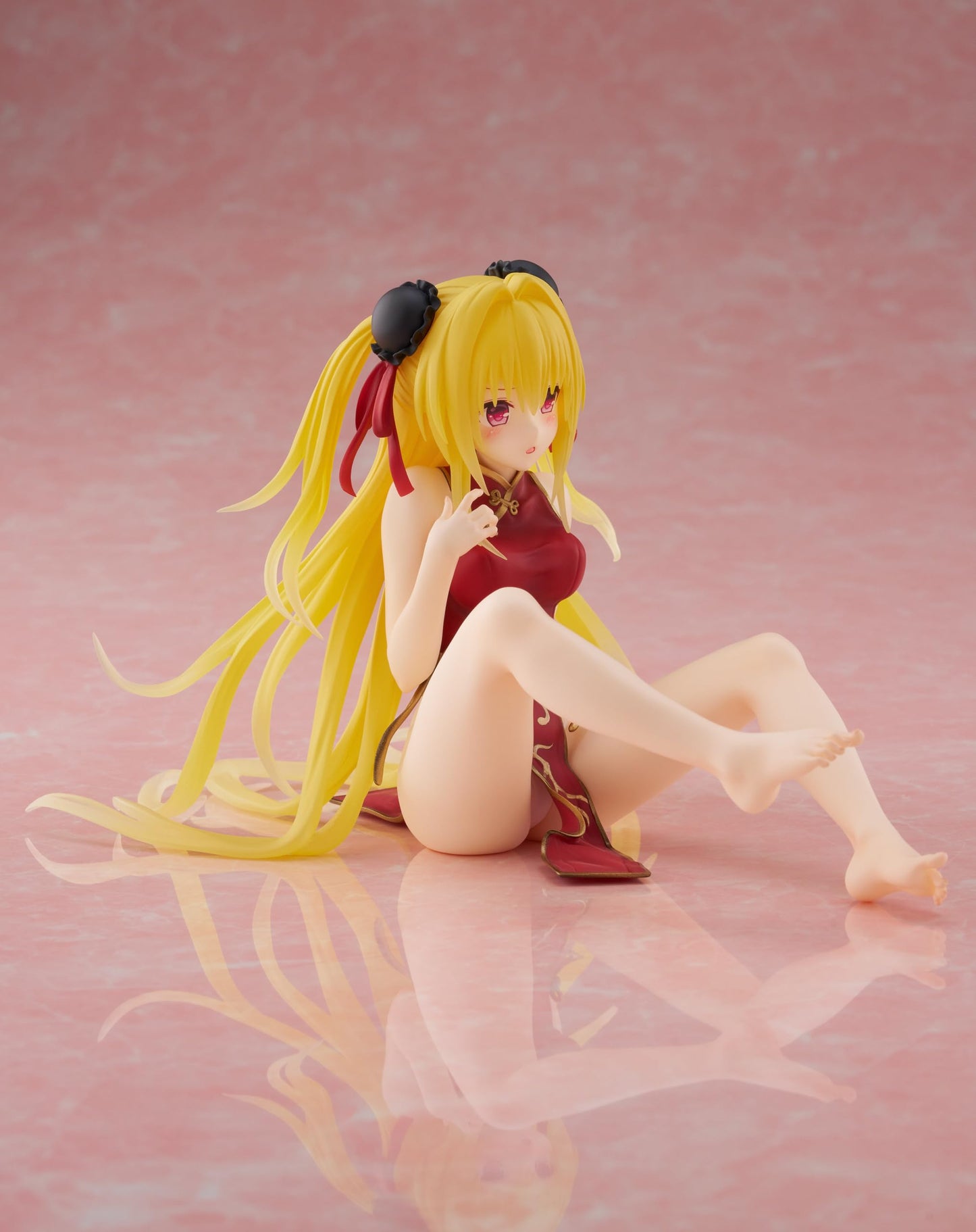 Taito To Love-Ru Darkness Desktop Figure – Golden Darkness (Chinese Dress Ver.)