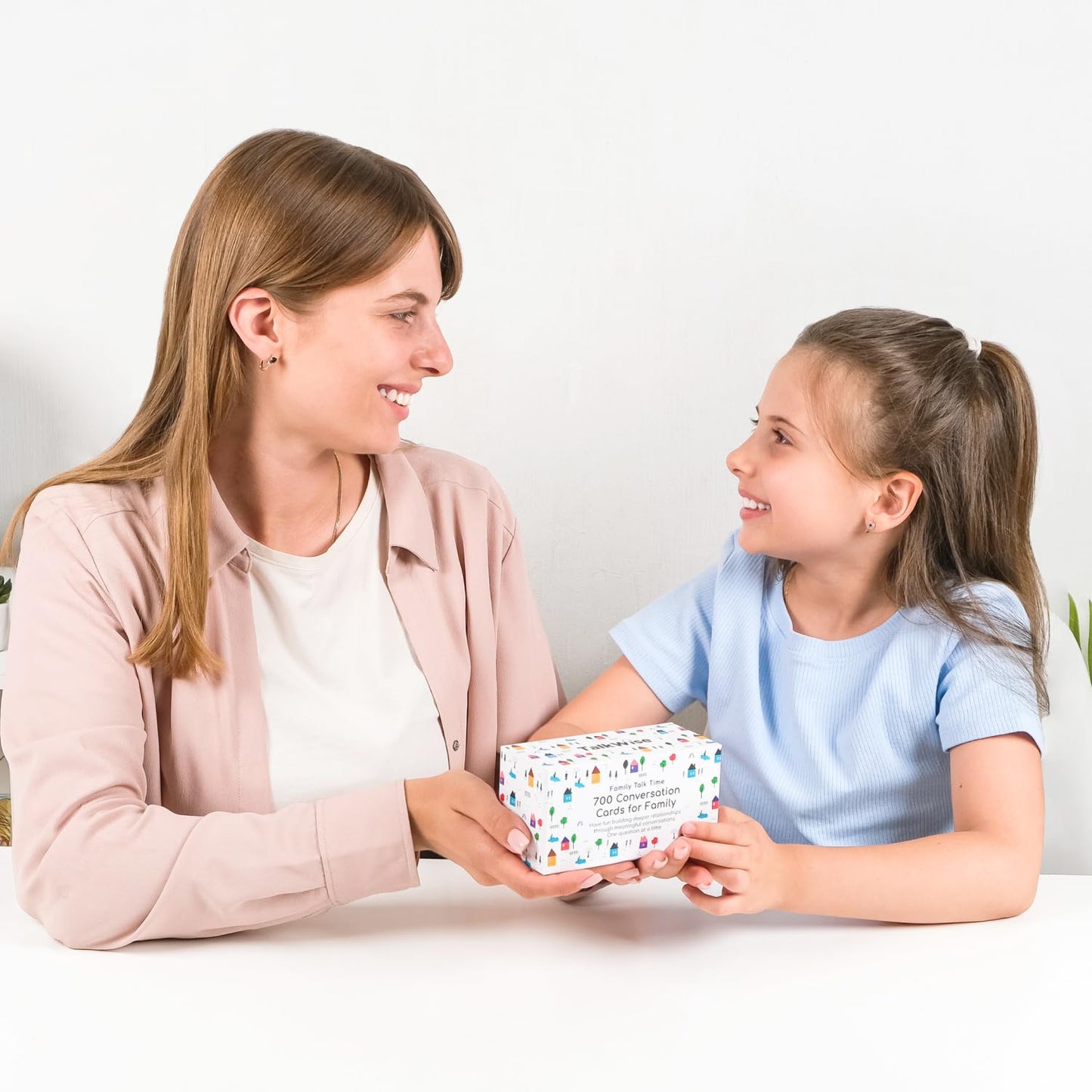 TALKWISE 700 Family Conversation Cards – 6 Topics, 700 Prompts for Engaging Family Dinners
