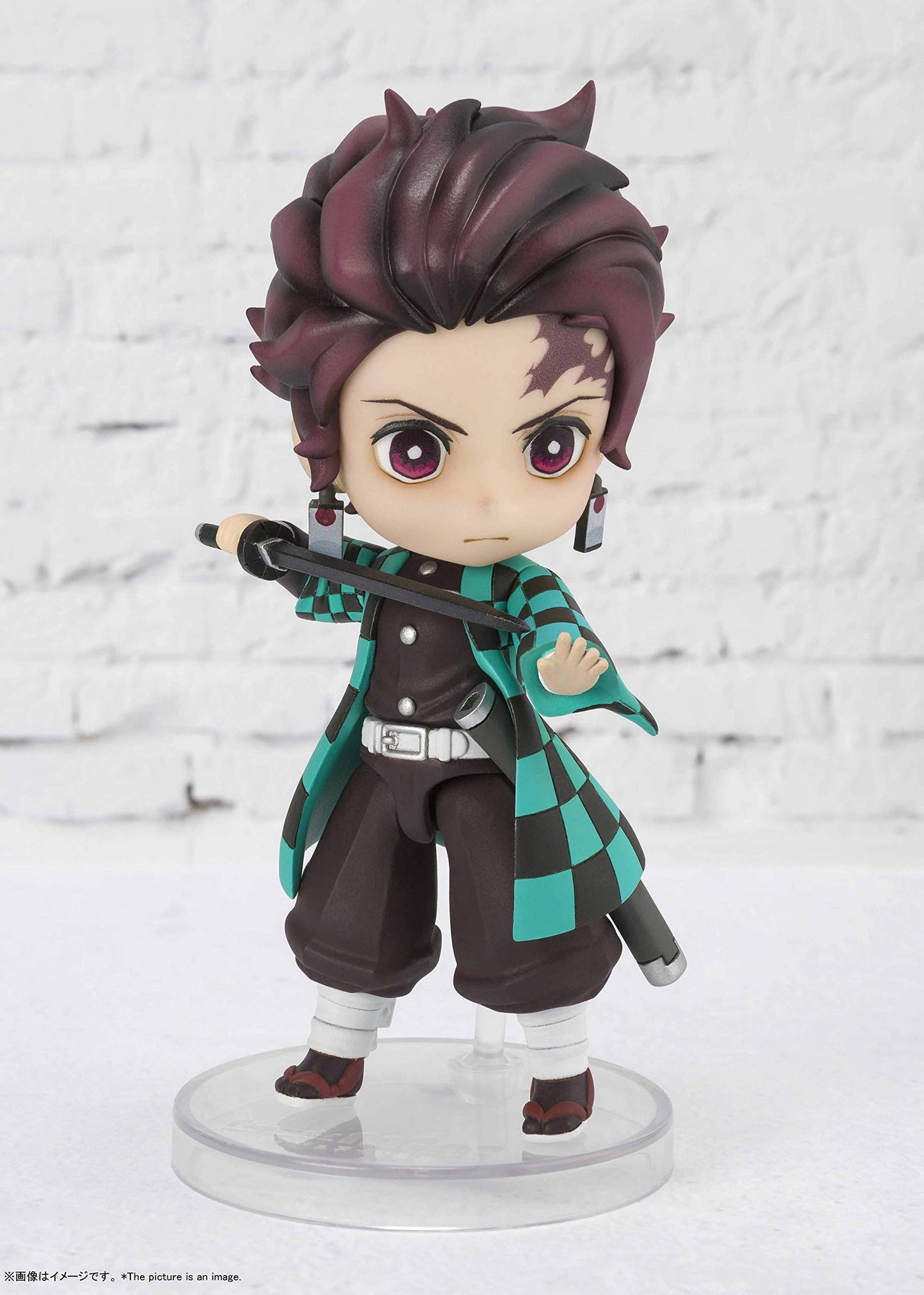 TAMASHII NATIONS Demon Slayer Kamado Tanjiro Figuarts Mini Figure - Palm-Size Collectible