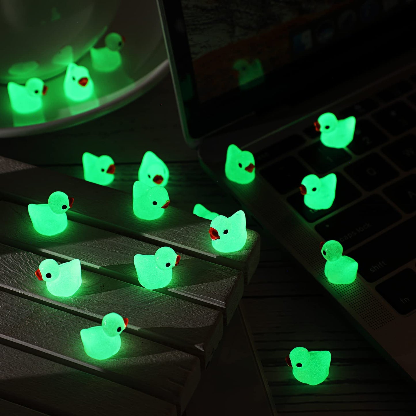 Tarpop 150 Pcs Luminous Mini Ducks – Resin Duck Figurines for Garden & DIY Decor