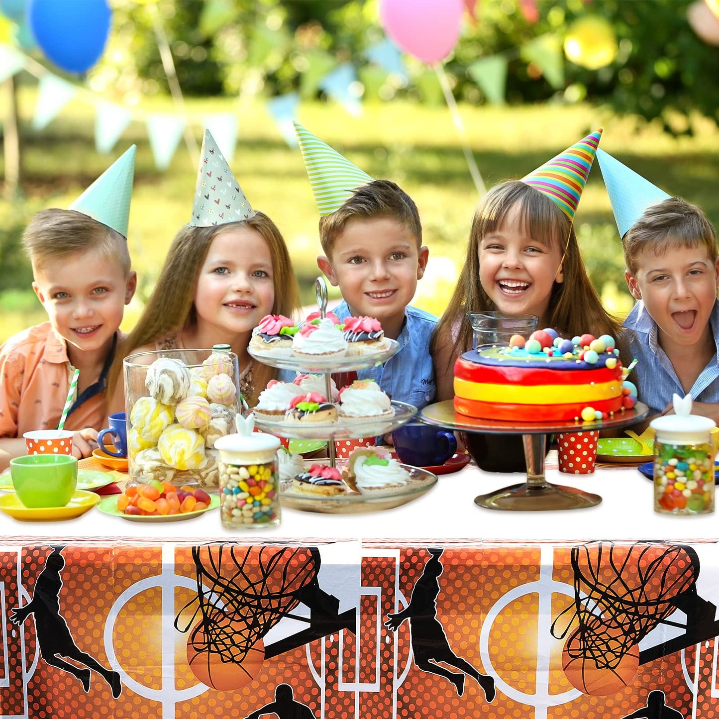 Tatuo Basketball Tablecloth 71x43 in – Disposable Plastic Table Cover for Parties