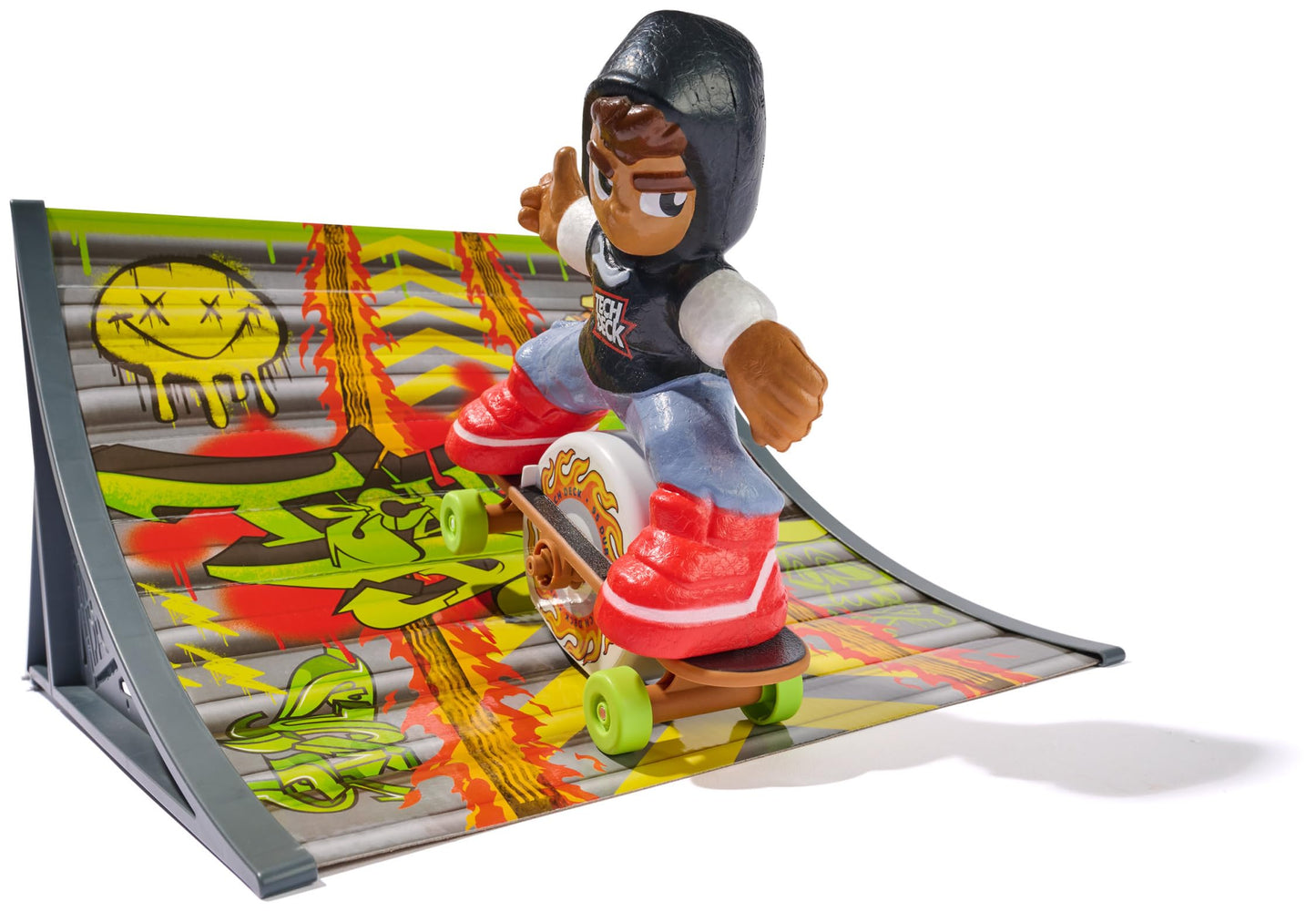 TECH DECK Shred N' Blast Sk8board — Motorized Finger Skateboard with Ramp