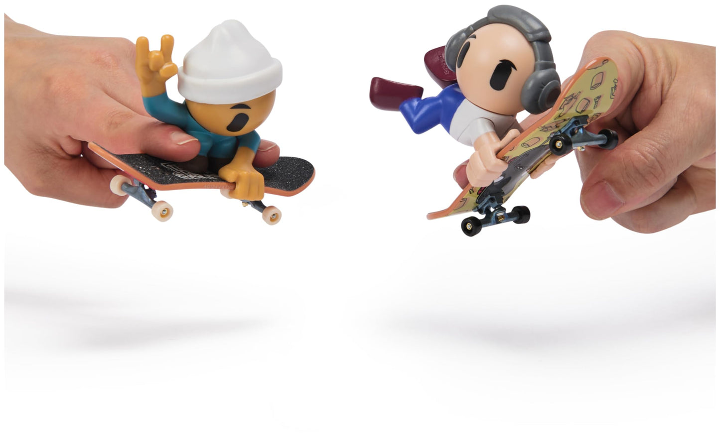 Tech Deck Sk8 Crew 2-Pack: Exclusive Fingerboards with Assistive Figures