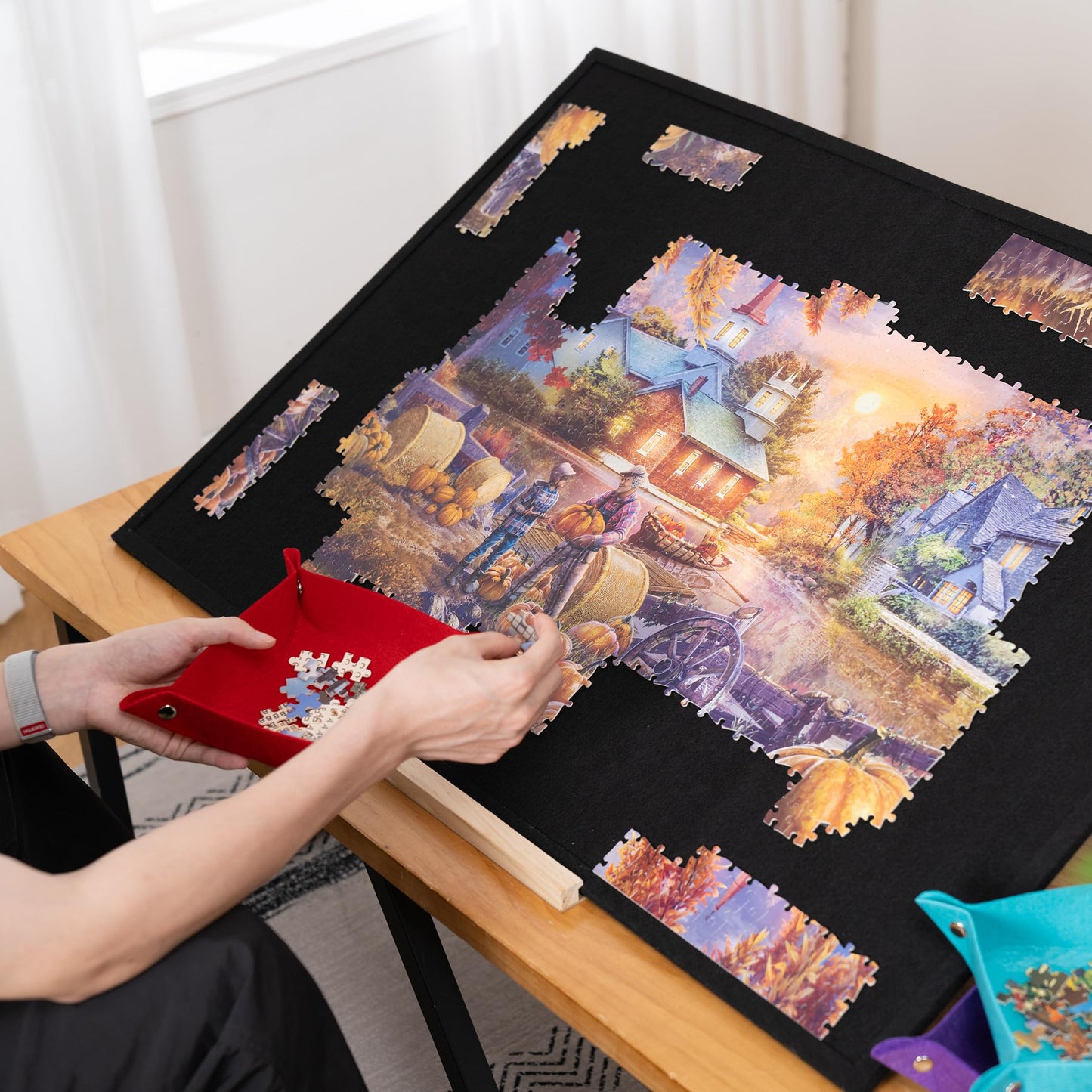 Tektalk Foldable Puzzle Board with 4-Position Adjustable Bracket – Portable, Durable, 1500-Piece Capacity