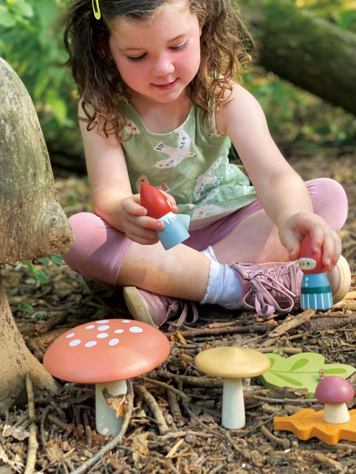 Tender Leaf Toys Woodland Gnome Family – 8-Piece Solid Wood Imaginative Play Set