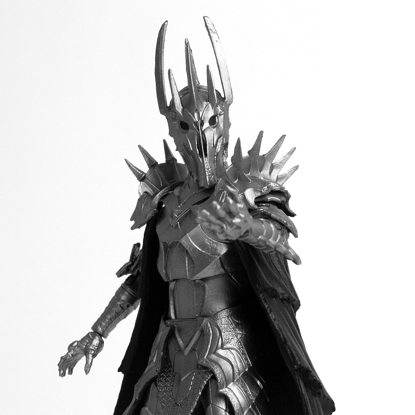 The Loyal Subjects Sauron BST AXN 5 Action Figure – 1:15 Scale Collectible