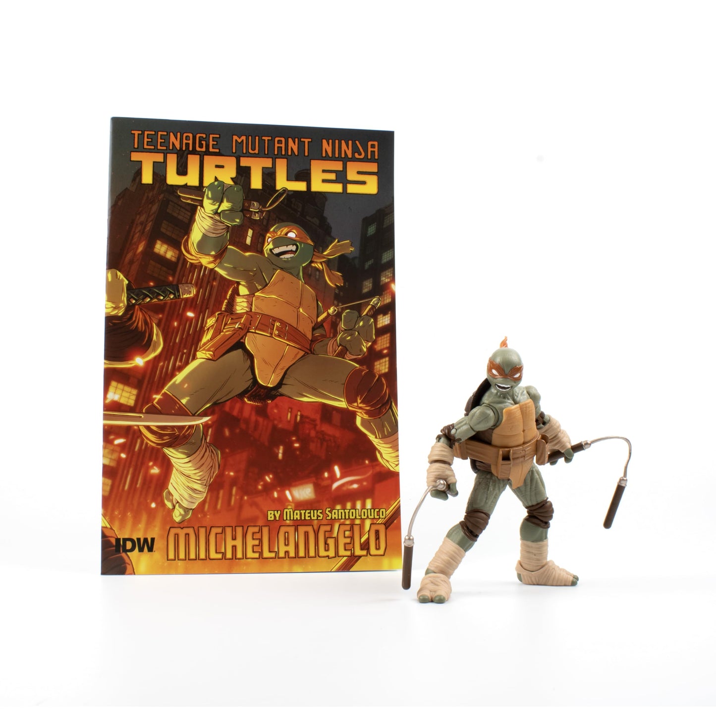 The Loyal Subjects TMNT BST AXN v2 Michelangelo Figure & Limited Edition IDW Comic Set