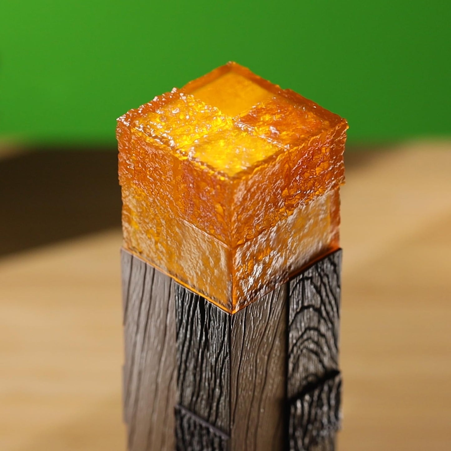 The Noble Collection Minecraft Torch Illuminating Collector – LED Flicker Torch for Minecraft Fans
