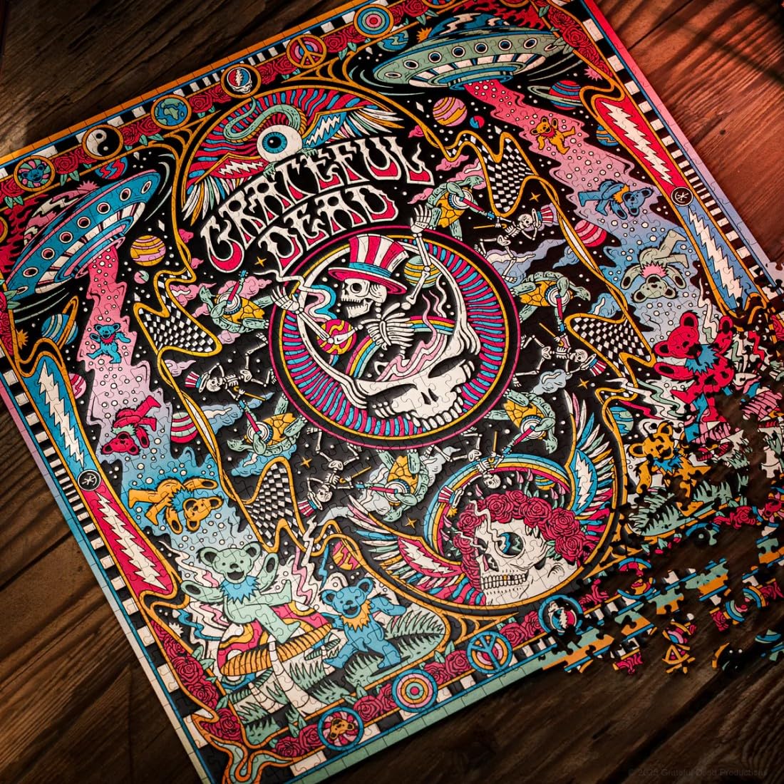 theory11 Grateful Dead Jigsaw Puzzle – 1,000 Pieces with Multidimensional Experience