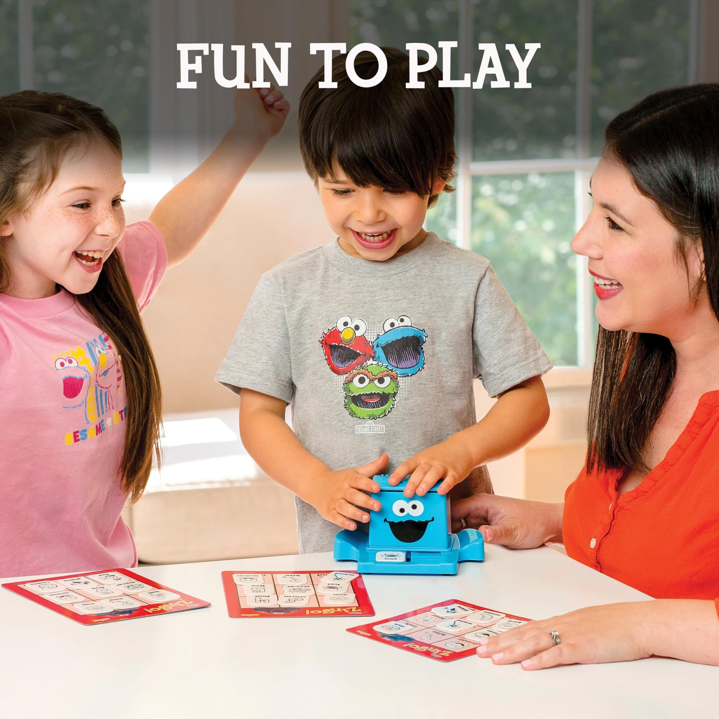 ThinkFun Sesame Street Zingo! Build Language Skills – Ages 4+