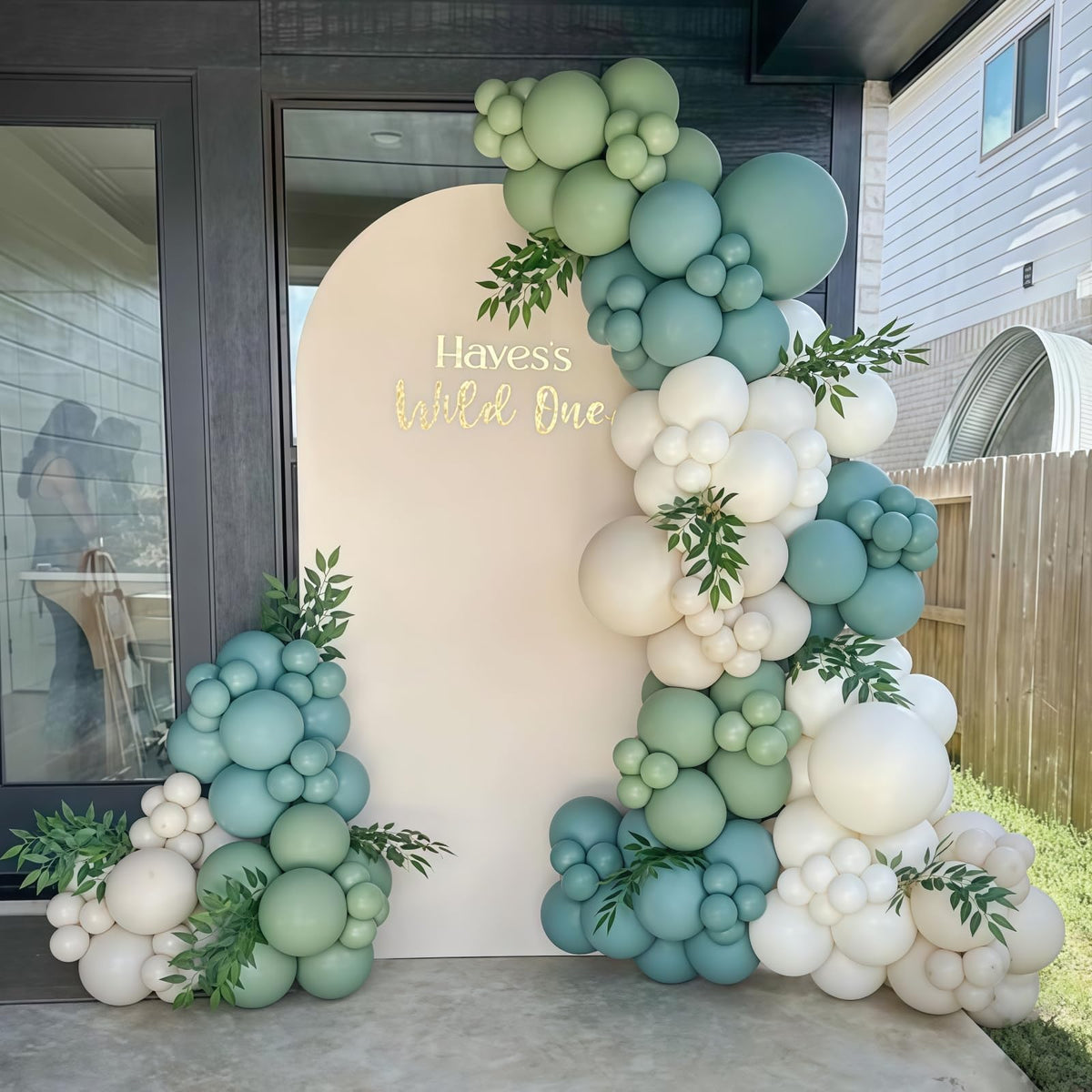 Togvu Dusty Sage Green & Slate Blue Gold Balloon Garland Kit – 107 Pcs for Boho Weddings & Parties