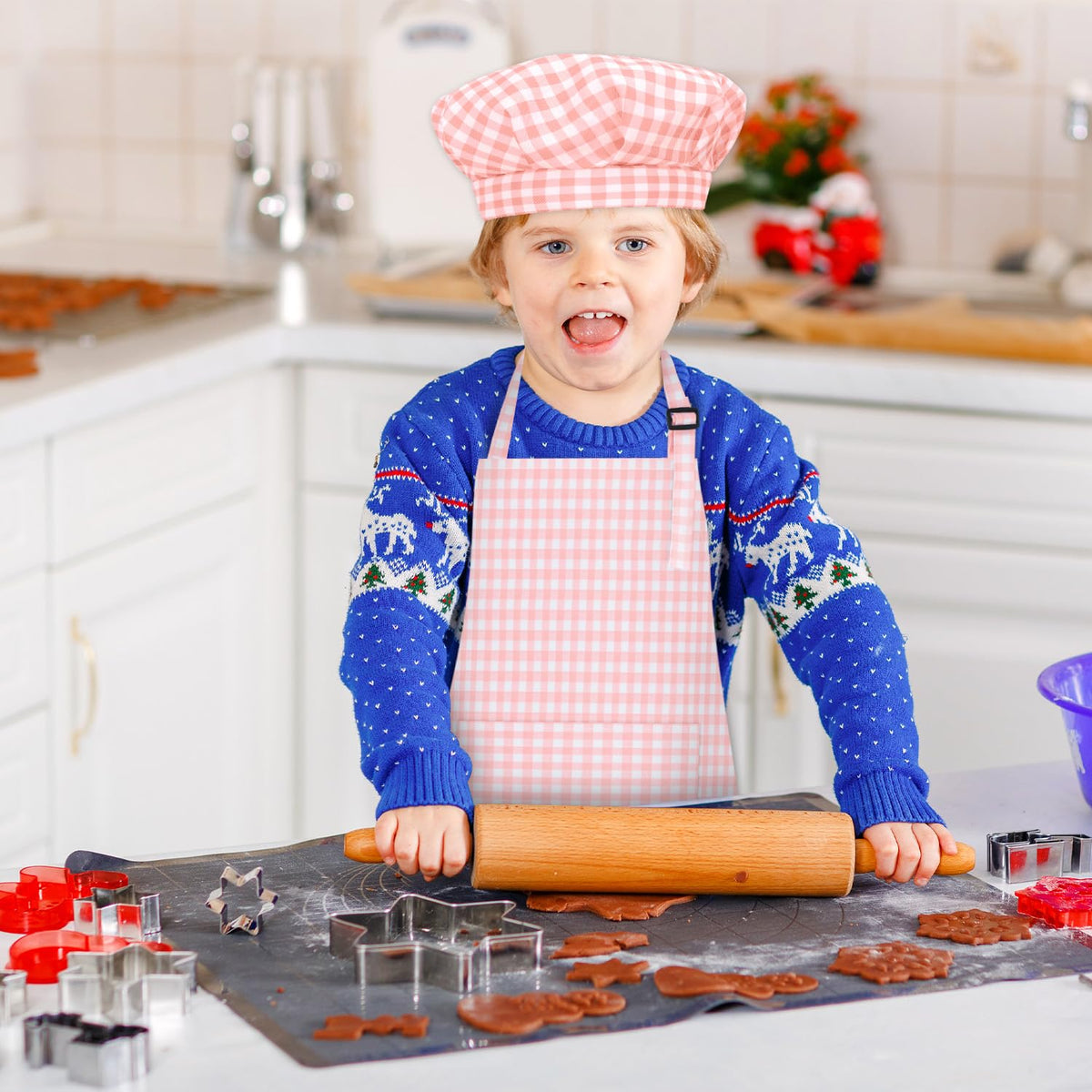 TOPWAYS Kids Apron & Chef Hat Set - Adjustable Pink Checkered Aprons with Pockets (M) for Painting, Baking, Cooking