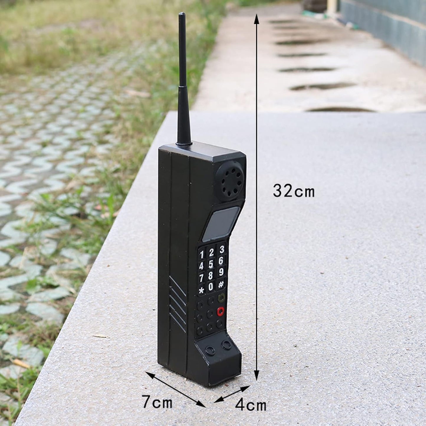TOTITOM Retro Brick Cell Phone Ornament – 80s/90s Vintage Phone Model (Black)