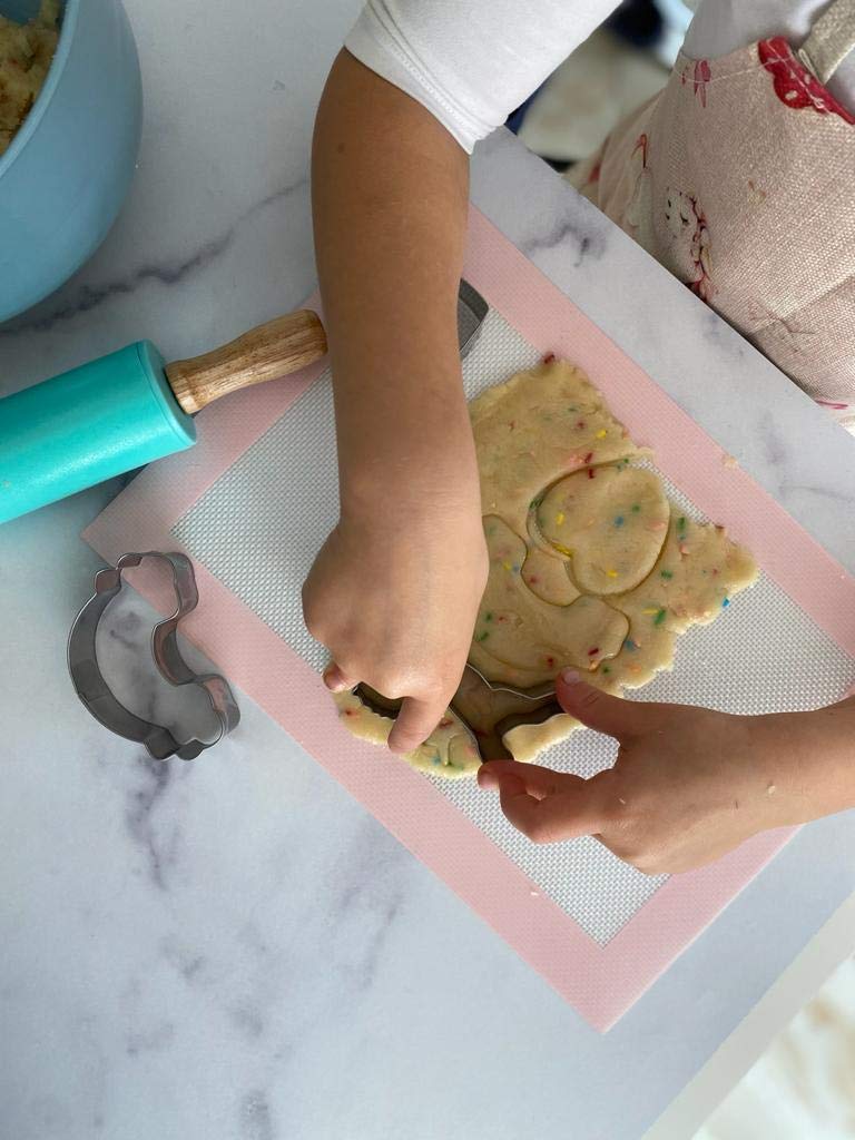 Tovla Jr. Kids Baking Gift Set with Storage Case – Unicorn Kitchen Kit for Cookies & Decorating