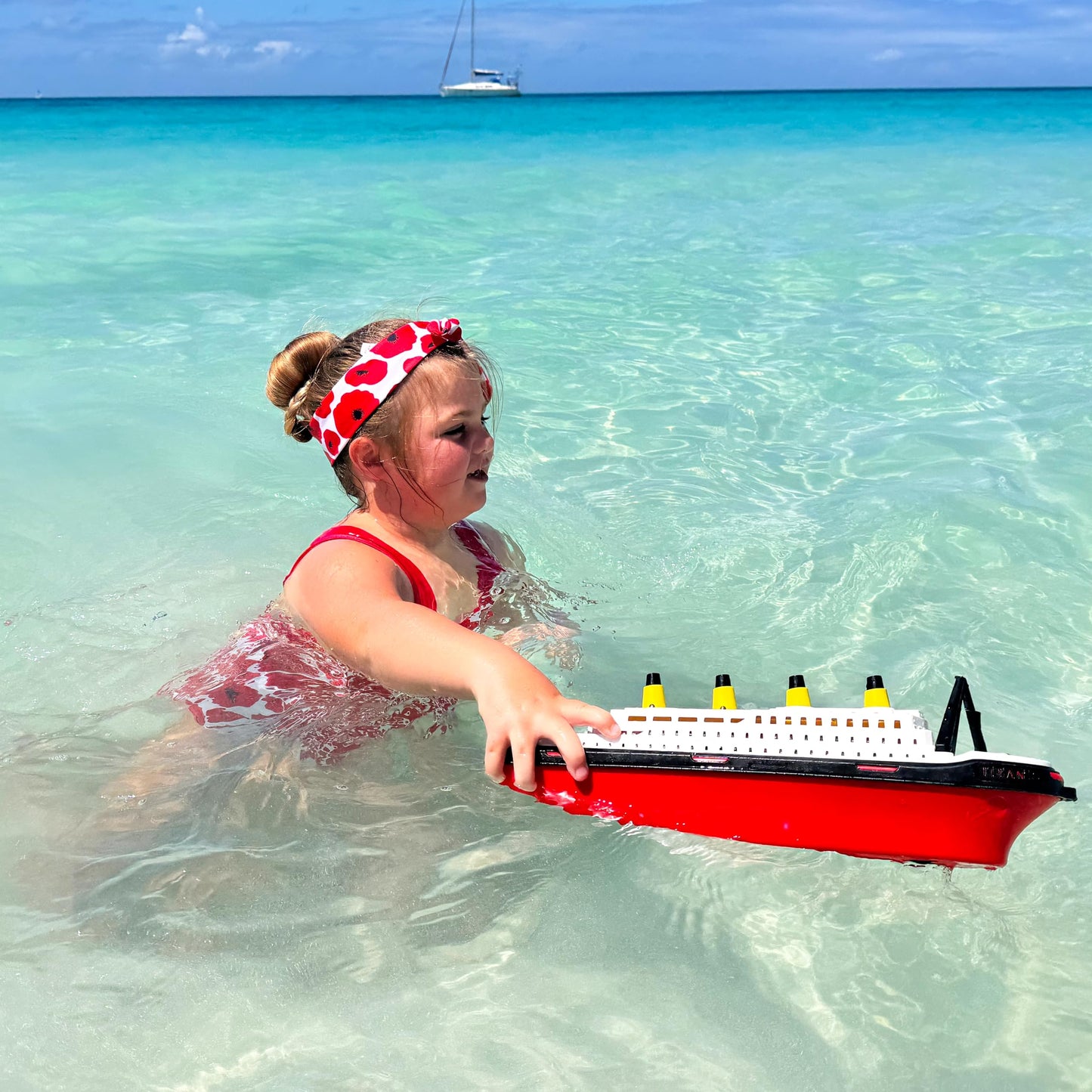 Toyland Titanic Replica Boat 41cm – Fun Bath & Pool Toy for Kids 3+