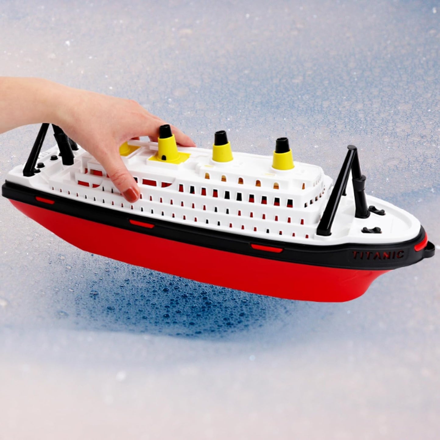 Toyland Titanic Replica Boat 41cm – Fun Bath & Pool Toy for Kids 3+