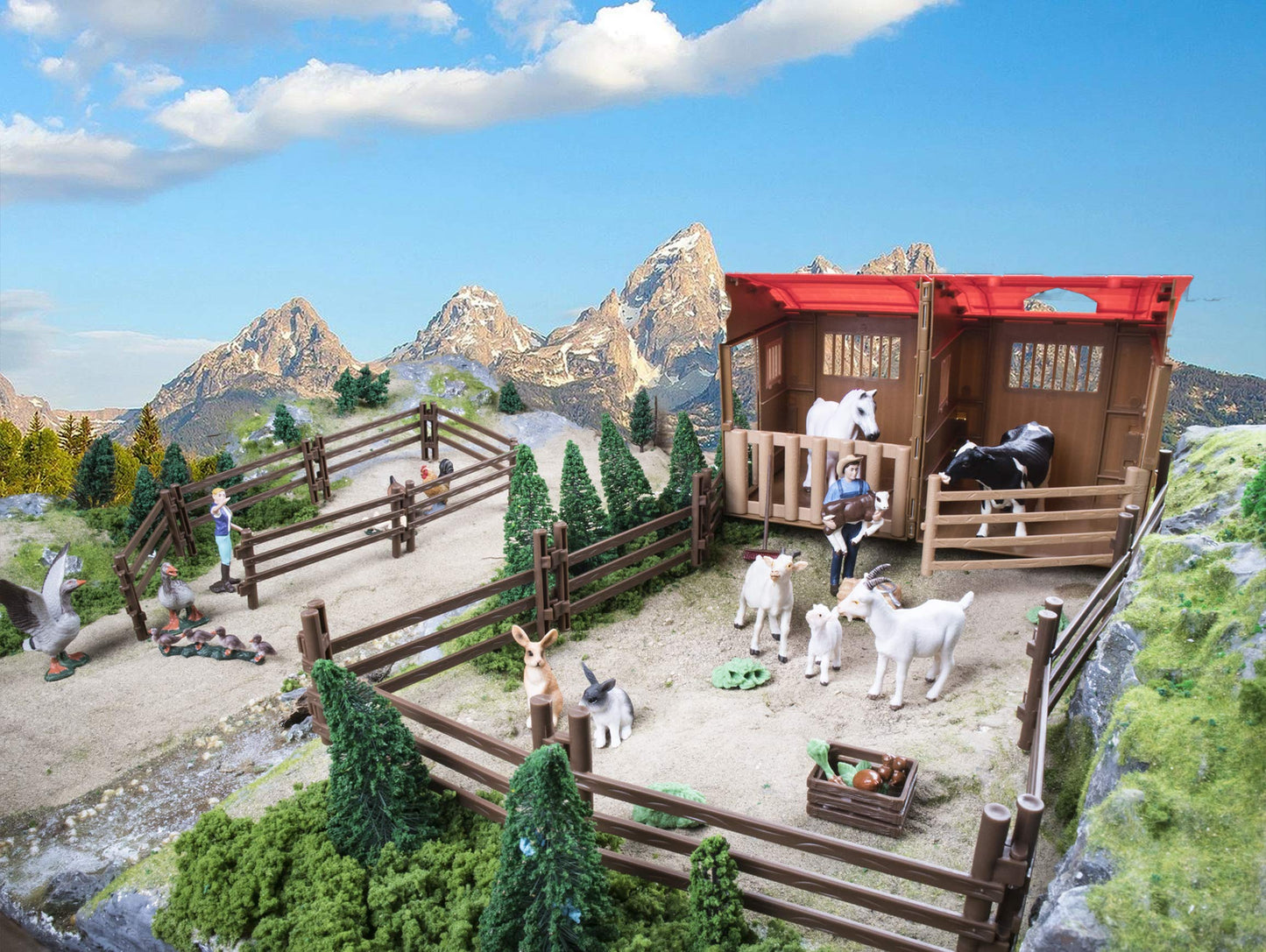 Toymany 24Pcs Plastic Corral Fencing Playset – Realistic Farm Fence for Kids
