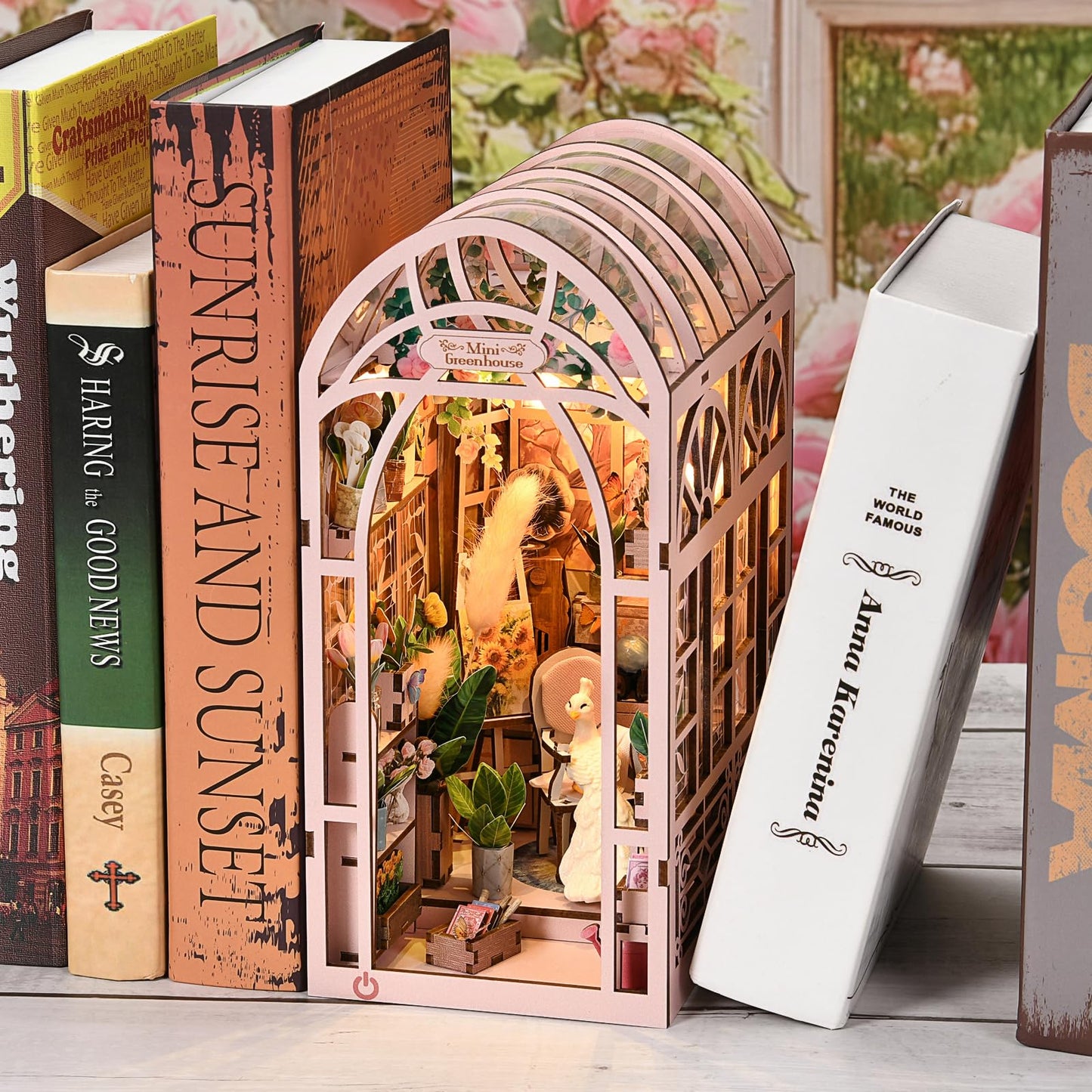 TOYQI DIY Book Nook Kit – Miniature Dollhouse for Adults & Teens