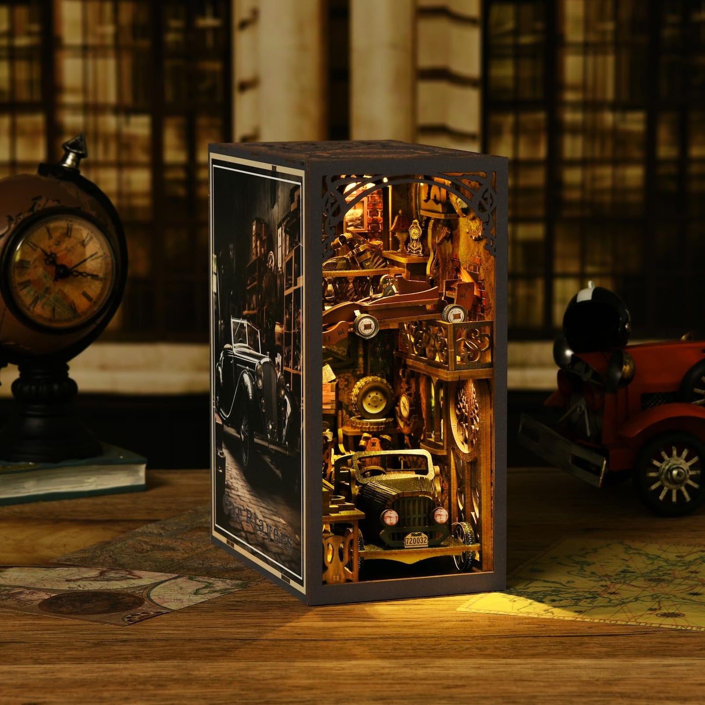TOYQI Book Nook Kit – DIY 3D Miniature Garage with LED Light