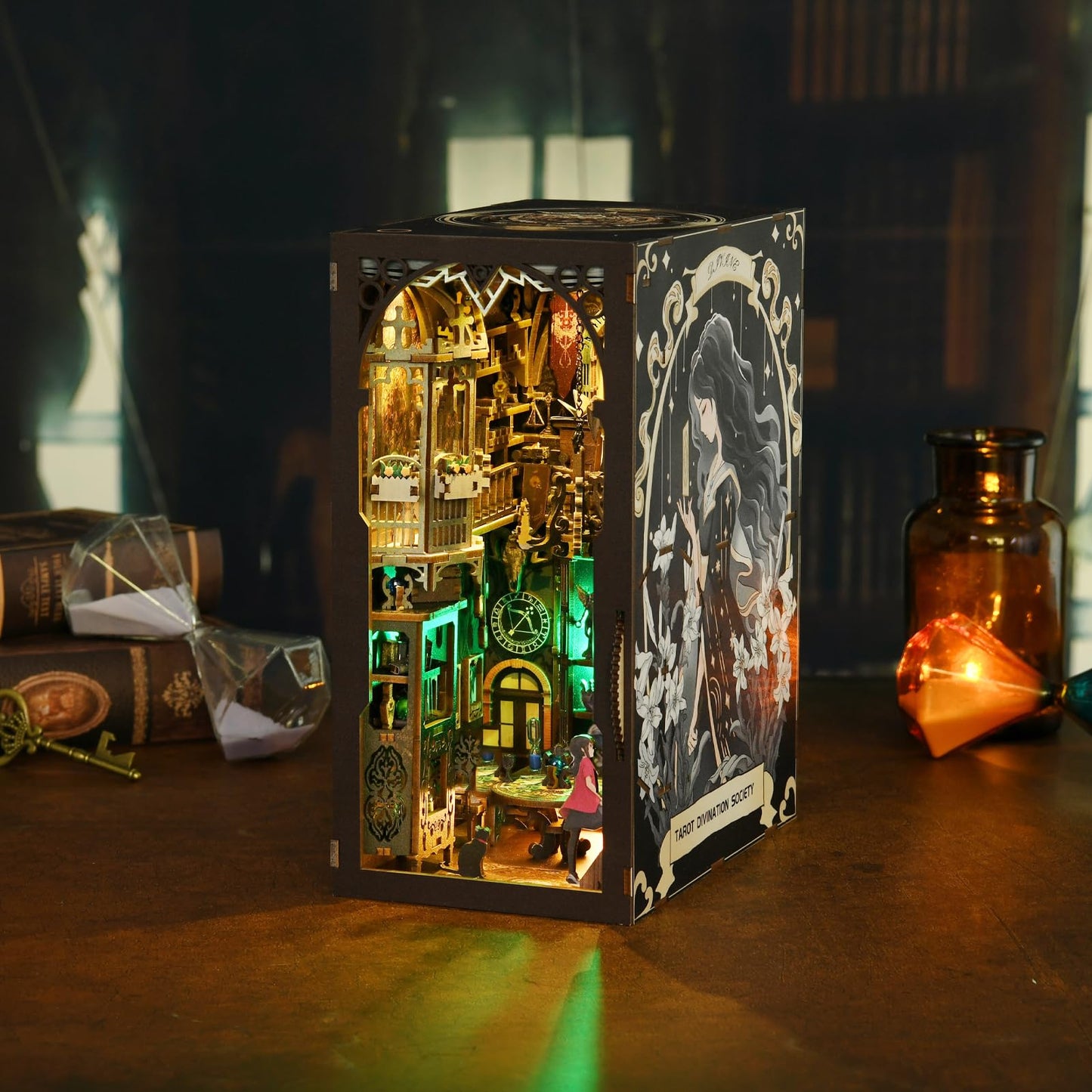 TOYQI DIY Book Nook Kit – LED-Illuminated Miniature Dollhouse