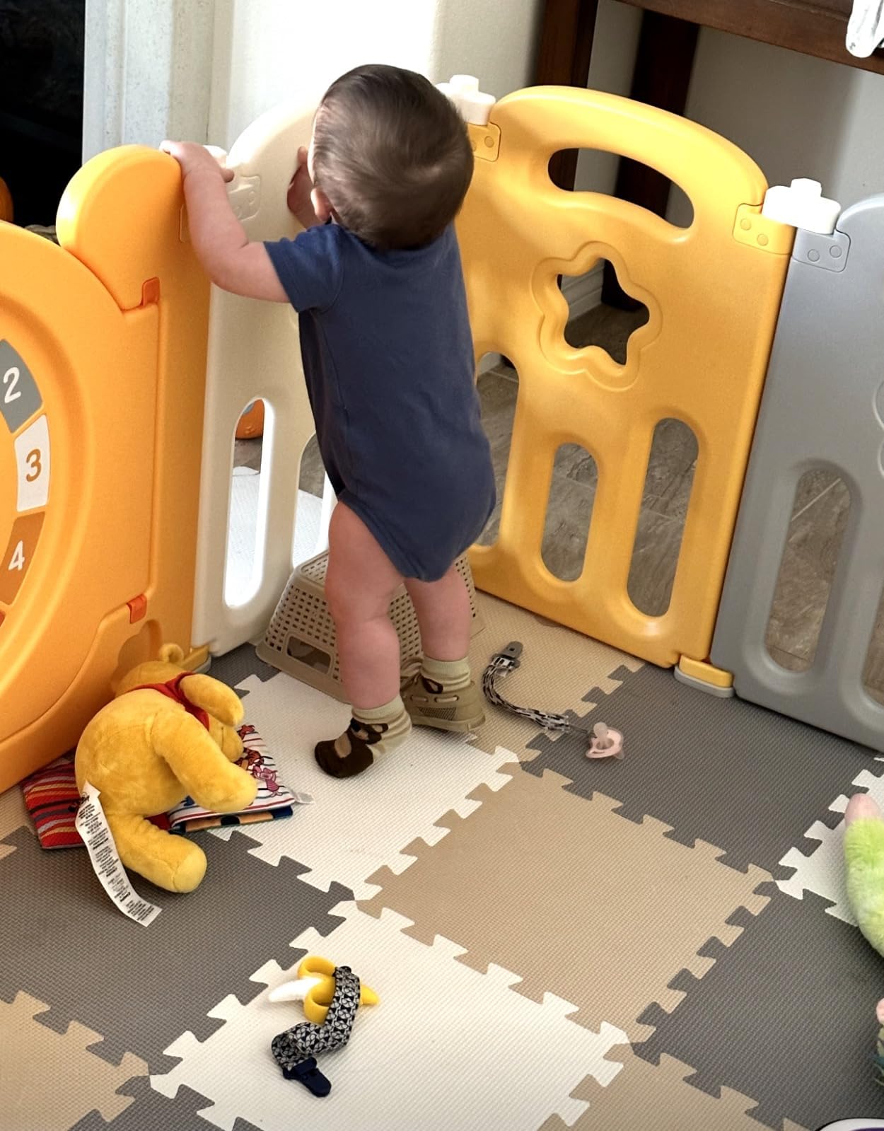ToyVelt Foam Puzzle Floor Mat | 12x12 Interlocking Tiles for Kids – Non-Toxic Cream Gray Beige