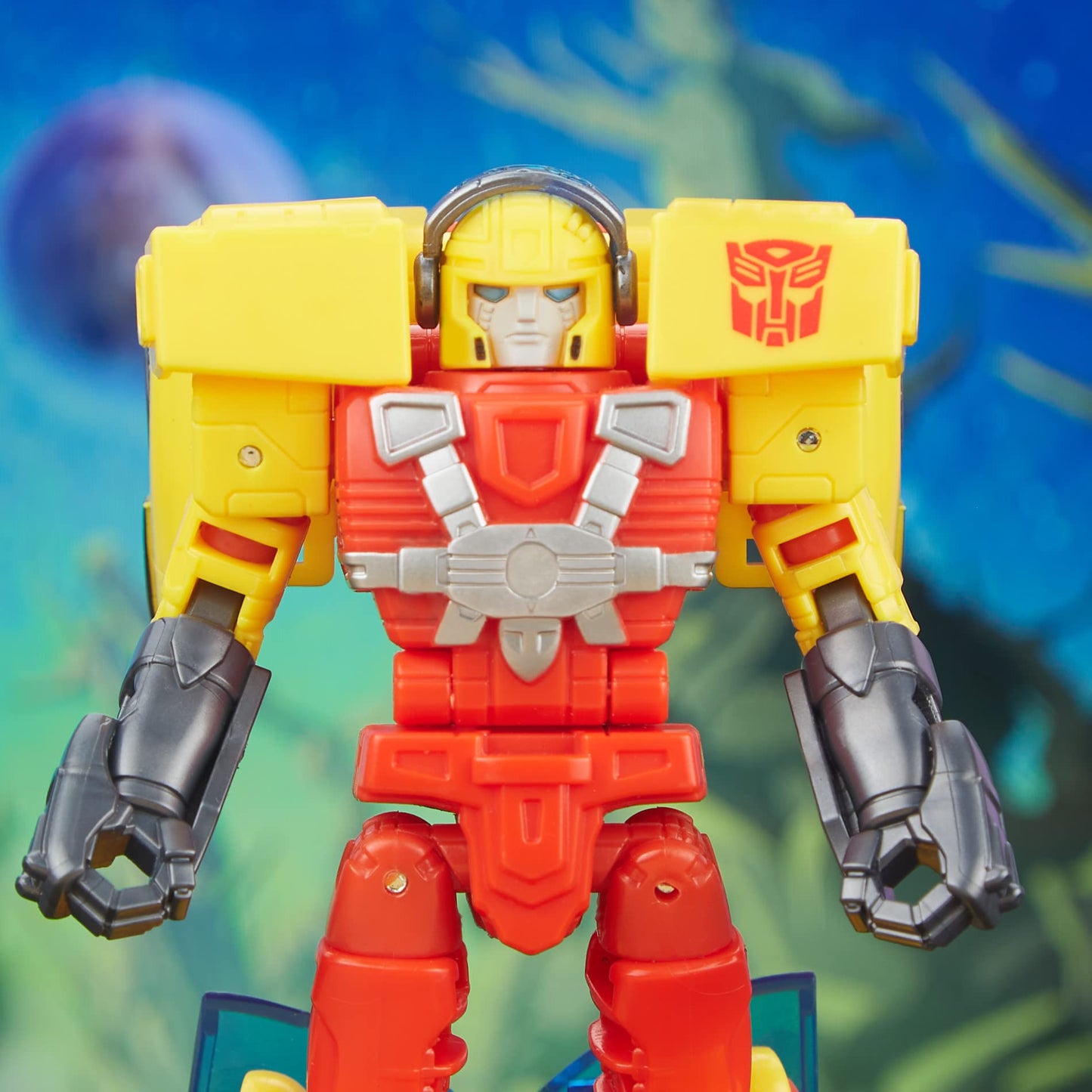 Transformers Legacy Evolution Armada Universe Hot Shot 5.5-inch Deluxe Action Figure