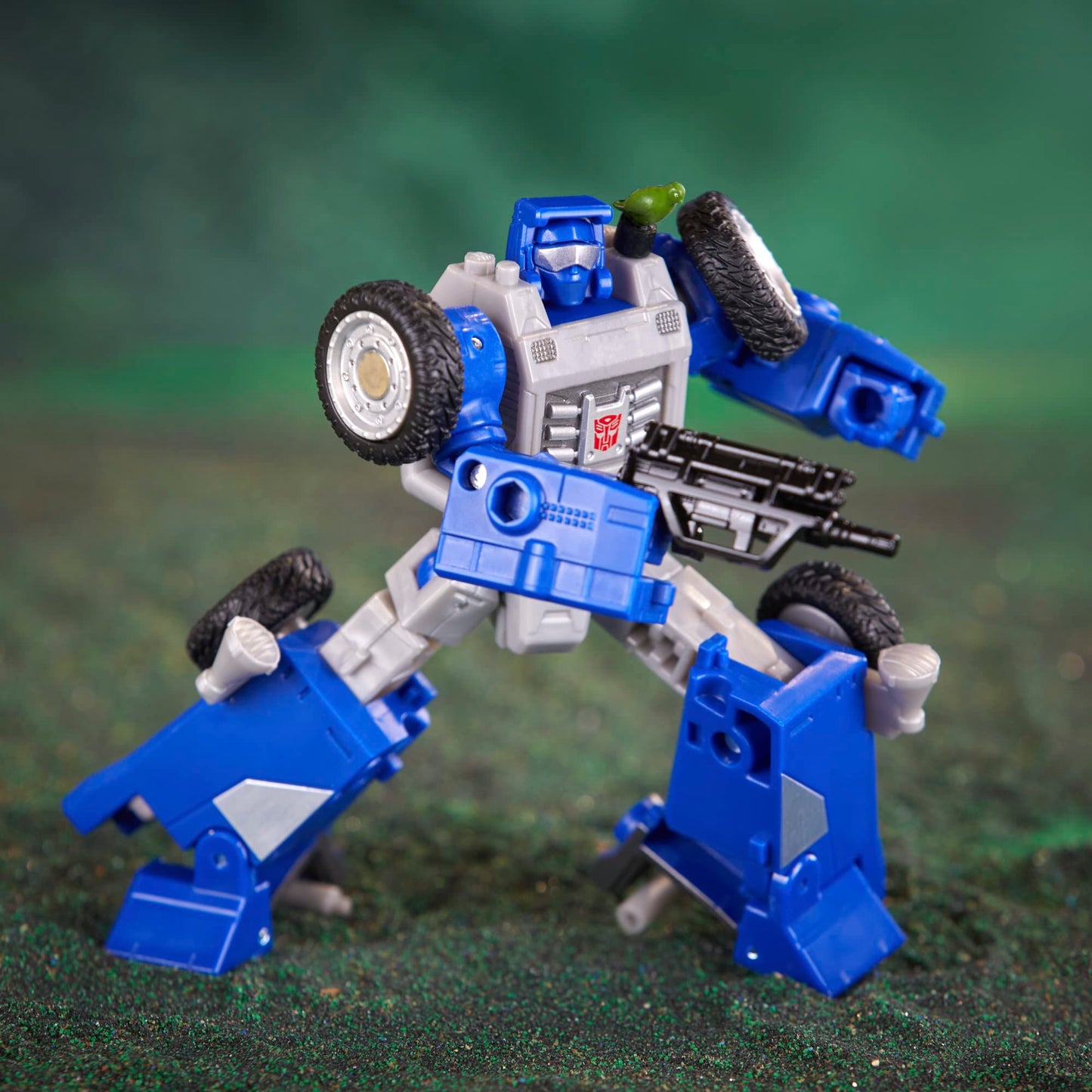 Transformers Beachcomber & Paradise Parakeet | Legacy Evolution Deluxe 5.5-Inch Action Figure