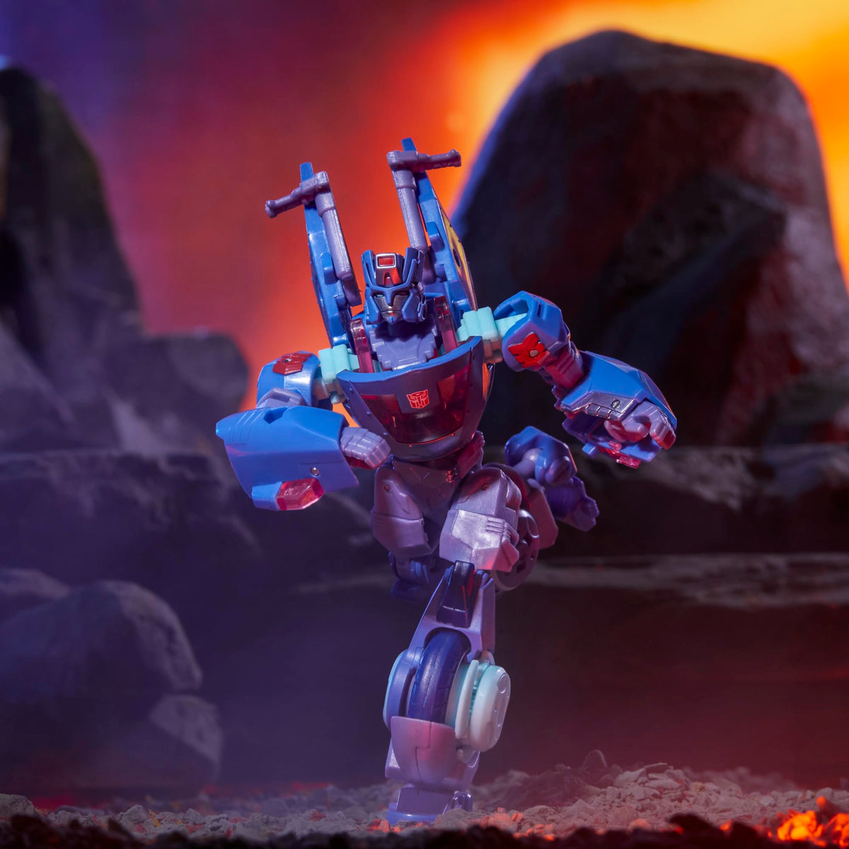 Transformers Legacy United Chromia Deluxe 5.5-Inch Cyberverse Figure | 20‑Step 2‑in‑1