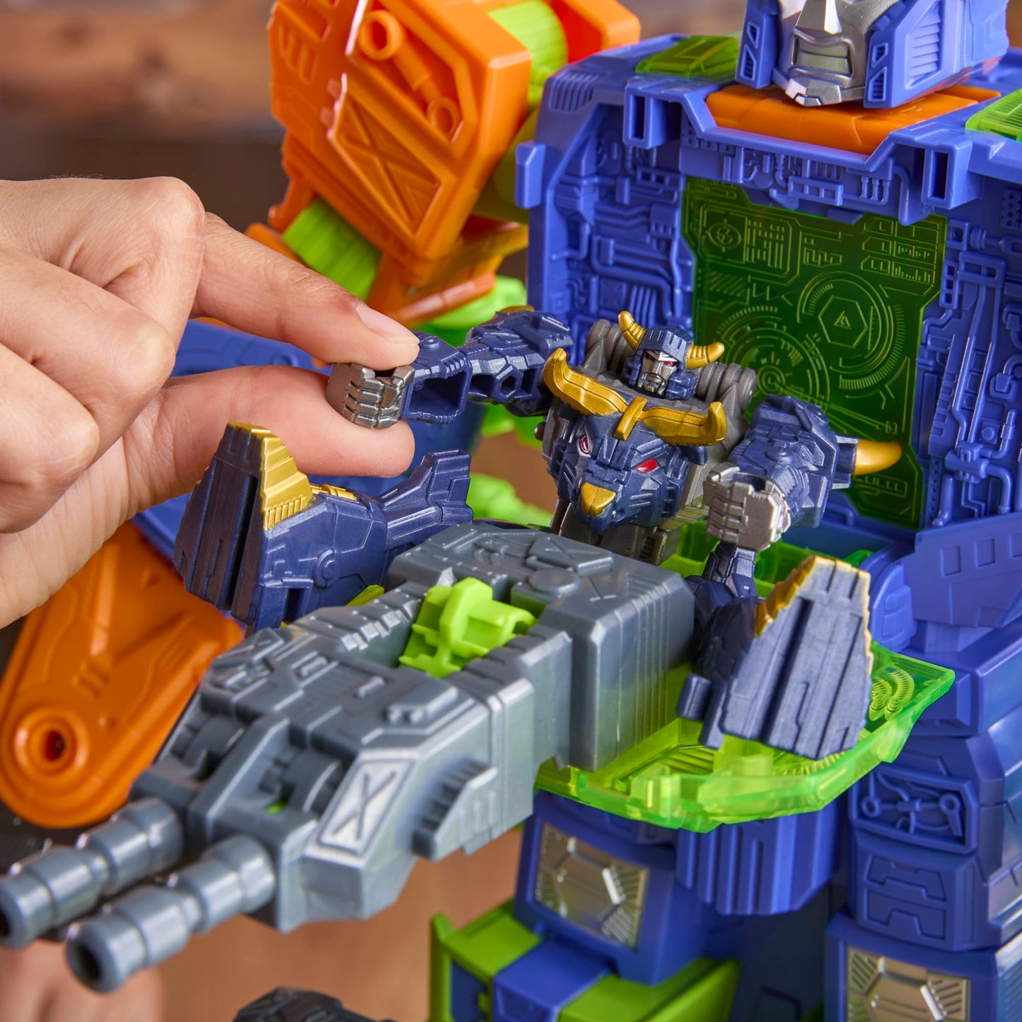 Transformers CYBERWORLD Scorponok Strike Battle Set – 2-in-1 Converting Figure with Lights & Sounds