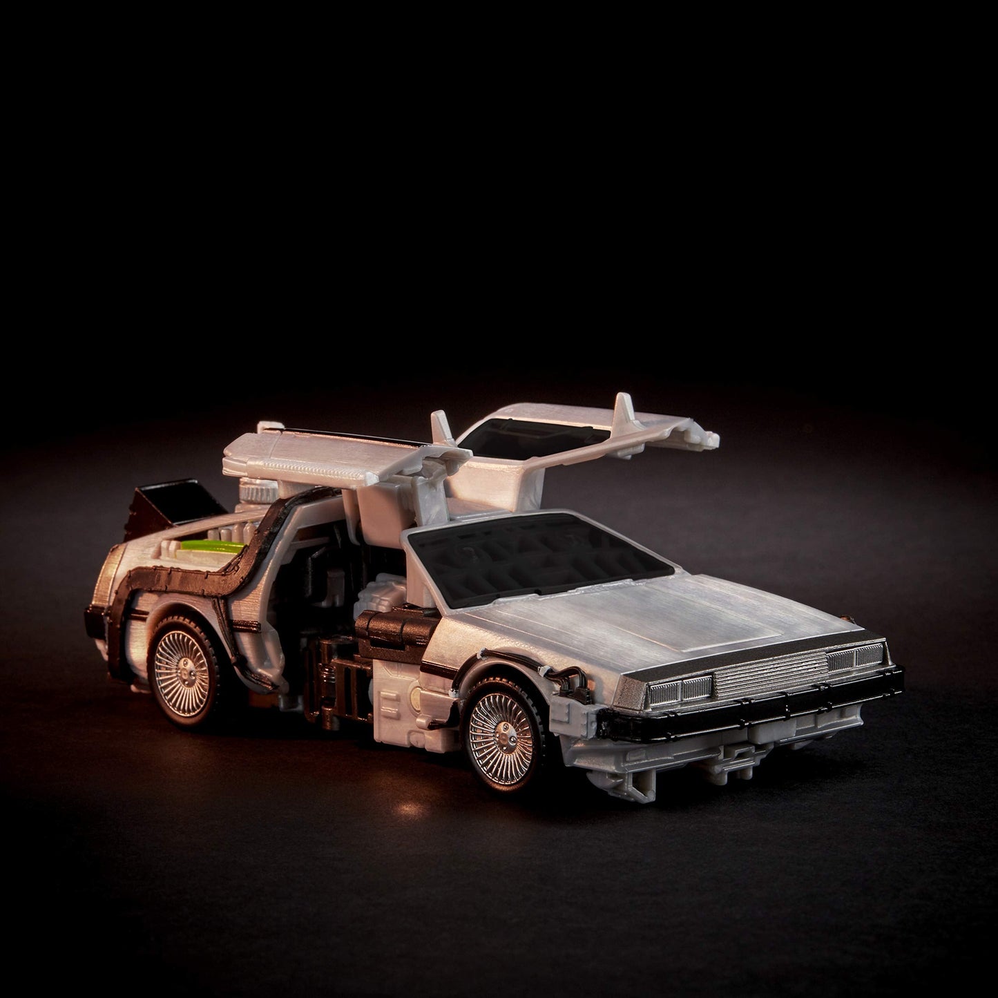 Transformers Gigawatt Back to The Future 35 Edition – 5.5-Inch Figure | Generations Collaborative