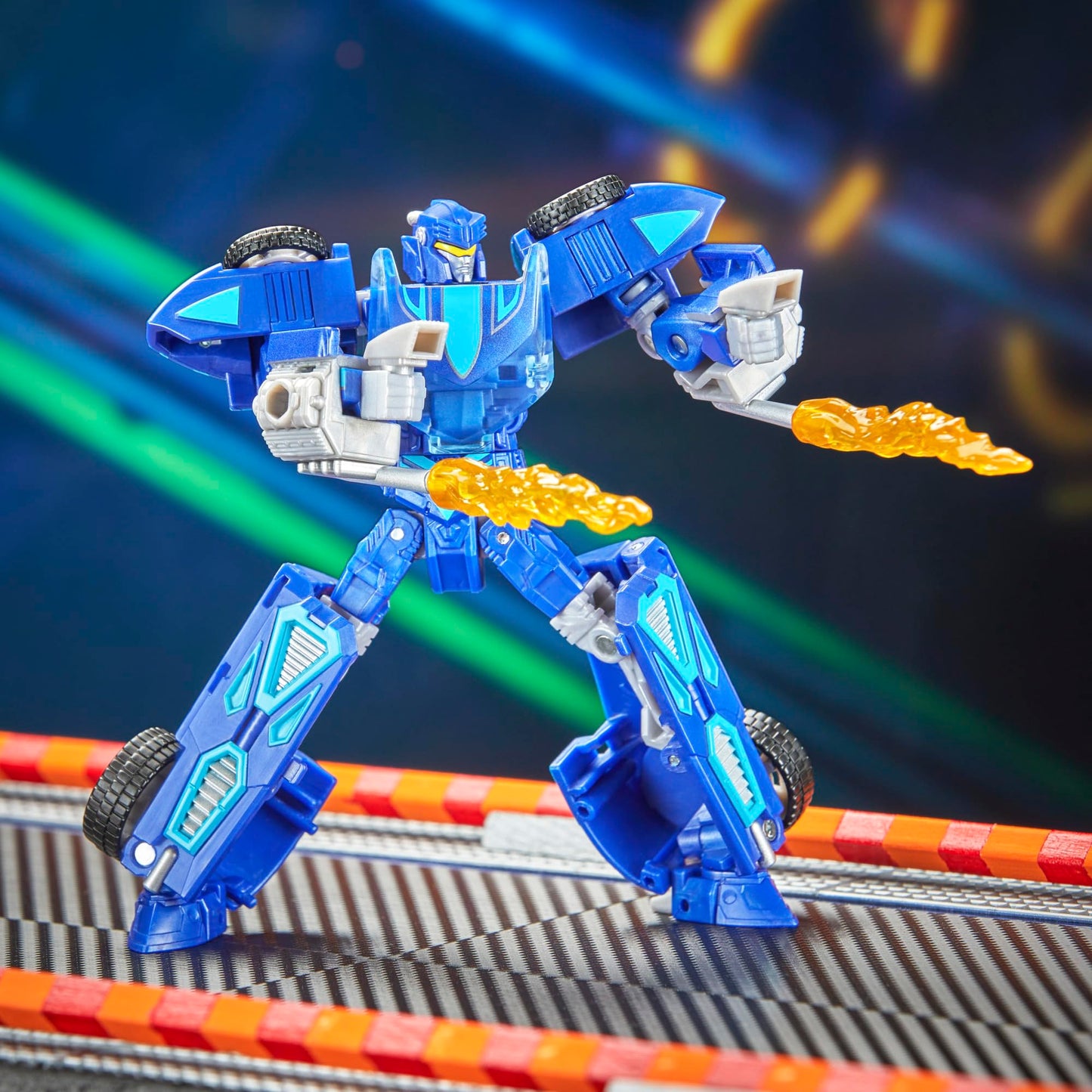 Transformers x Hot Wheels Twin Mill Deluxe 5-Inch Robot Figure — Converts to Car (Ages 8+)