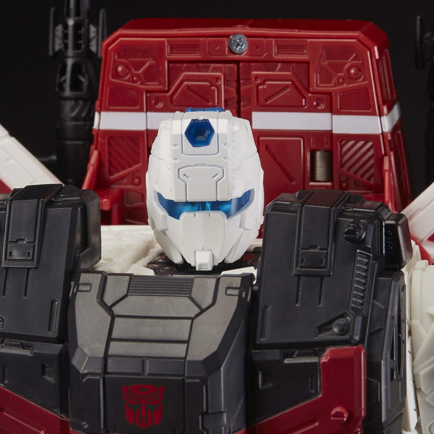 Transformers WFC-S28 Jetfire Commander – War for Cybertron, Siege Chapter
