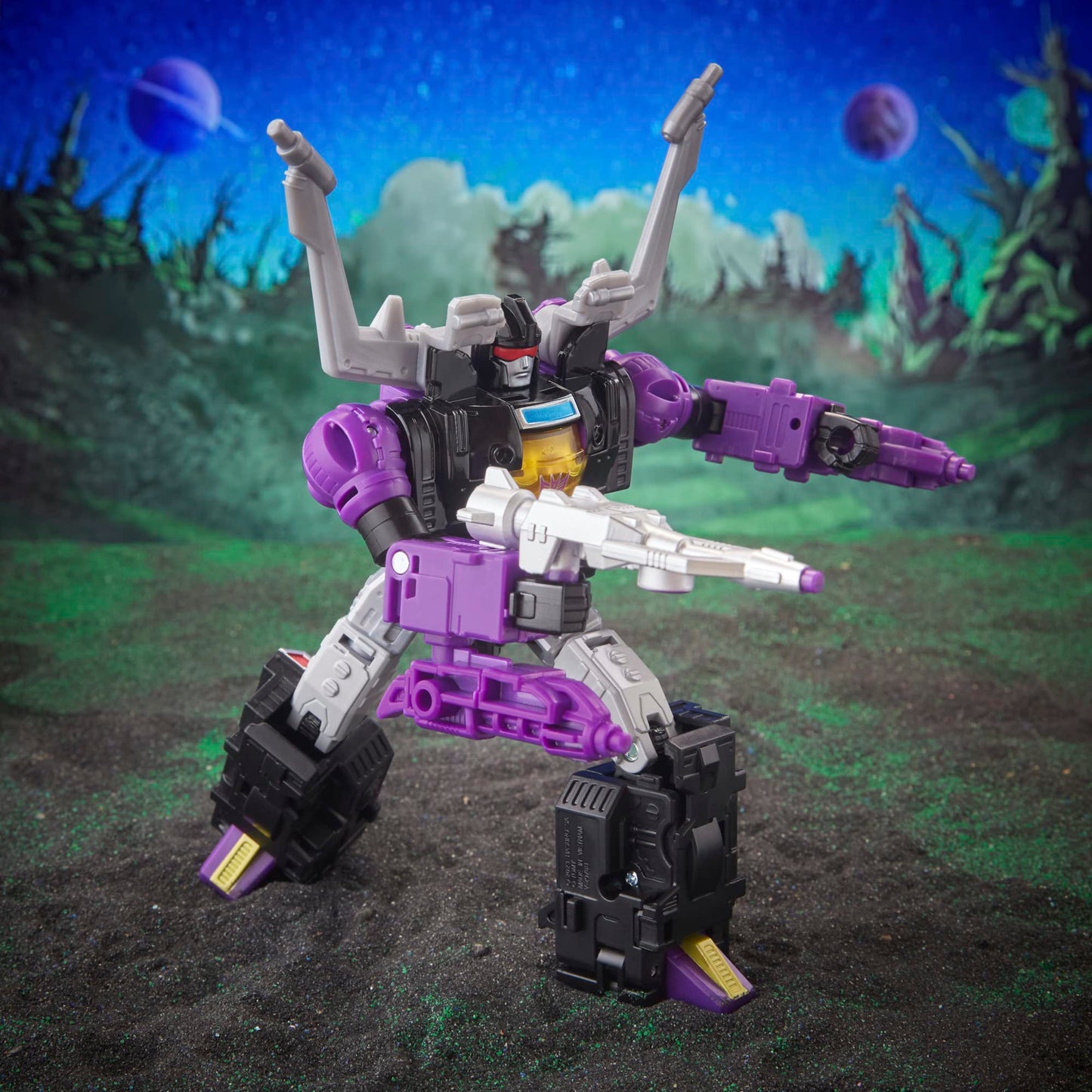 Transformers Legacy Evolution Deluxe Shrapnel Toy — 5.5-inch Action Figure for Ages 8+
