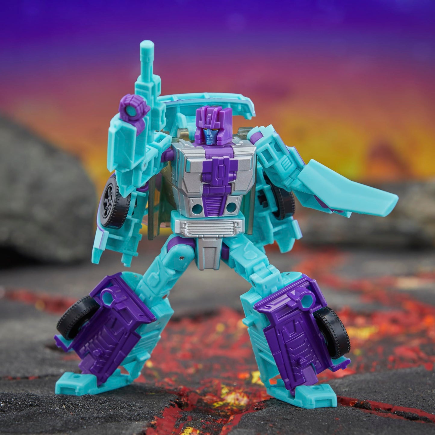 Transformers Legacy Deluxe Class G2 Universe Breakdown – 5.5-Inch Converting Action Figure (8+)