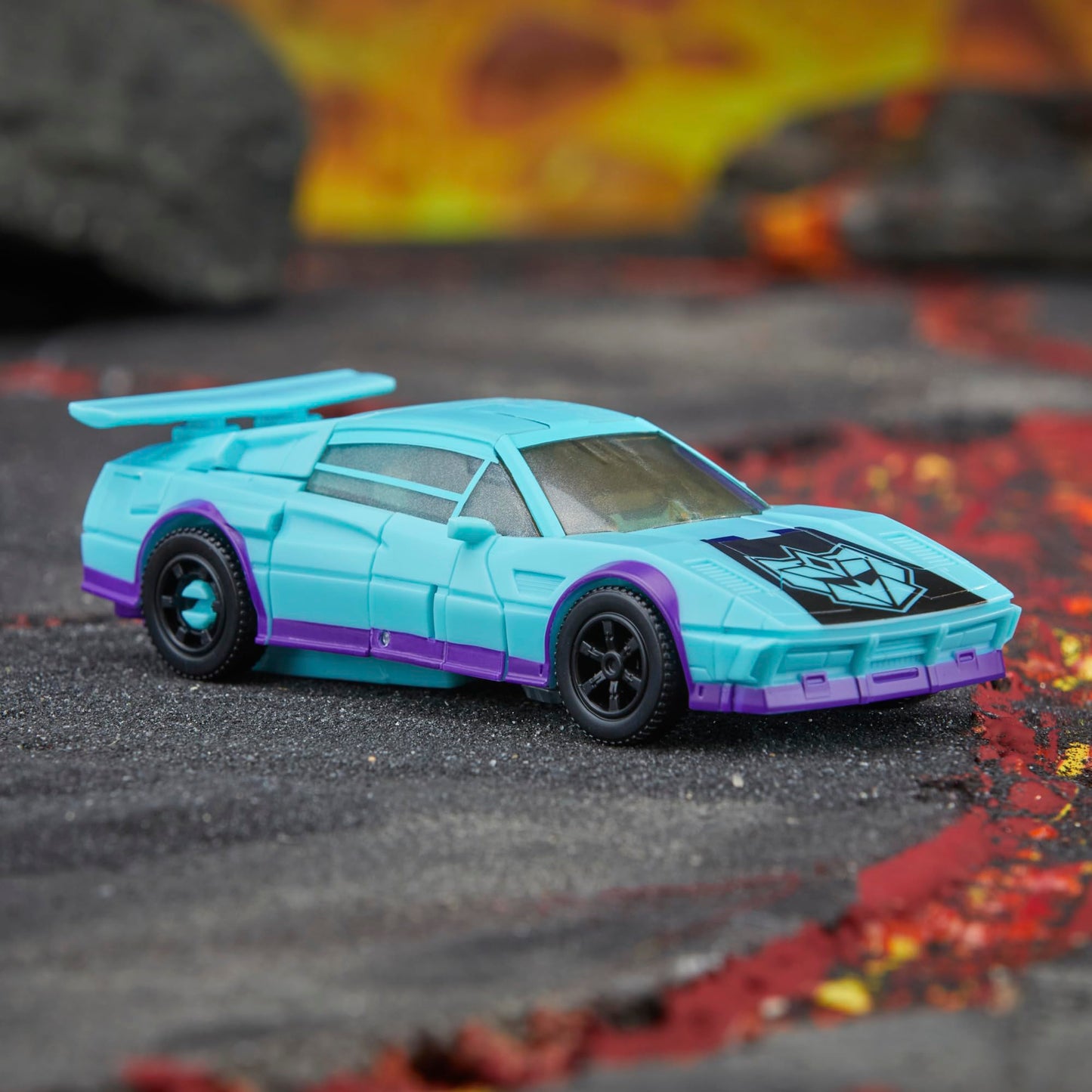 Transformers Legacy Deluxe Class G2 Universe Breakdown – 5.5-Inch Converting Action Figure (8+)