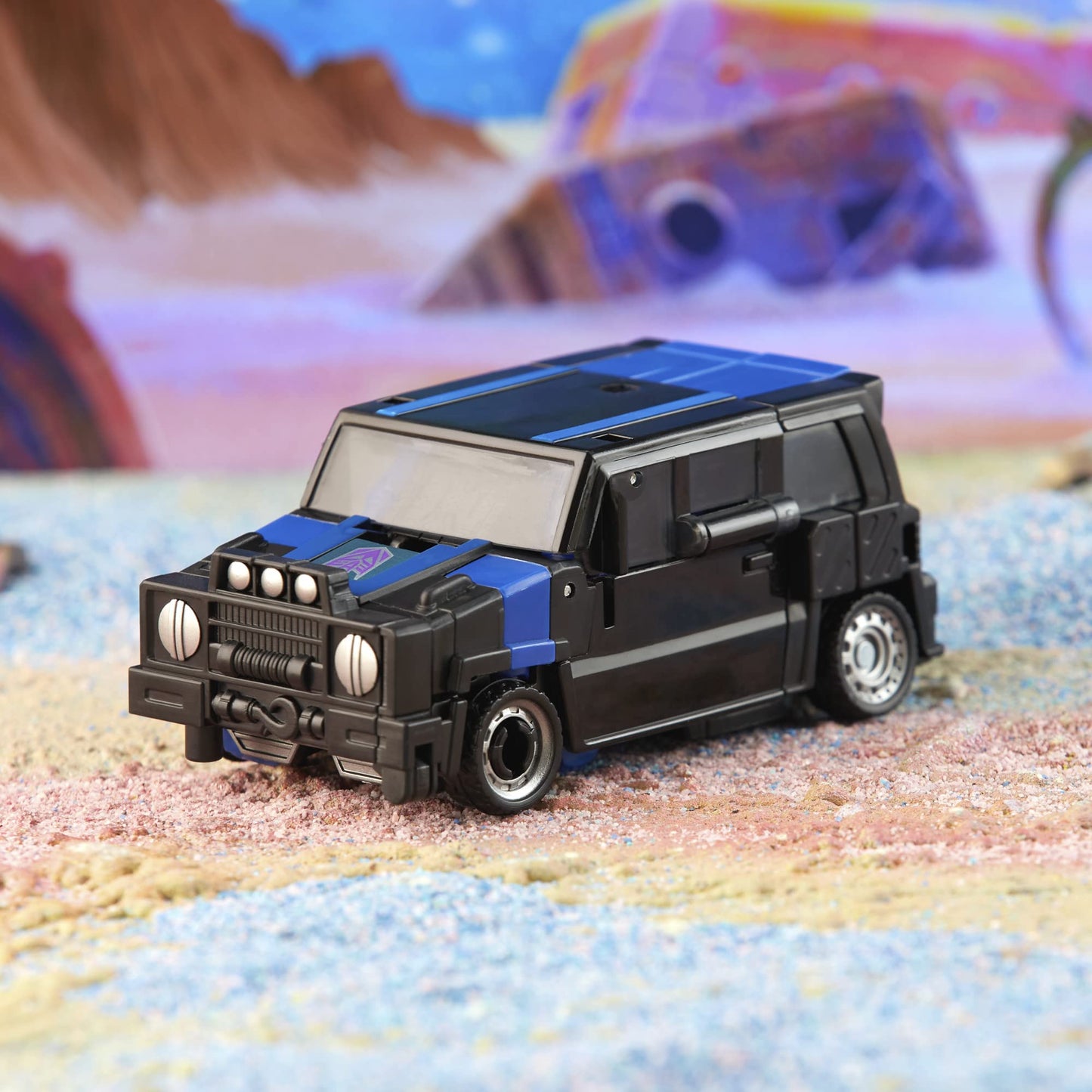 Transformers Legacy Deluxe Crankcase Figure – 5.5-Inch Action Toy for Ages 8+