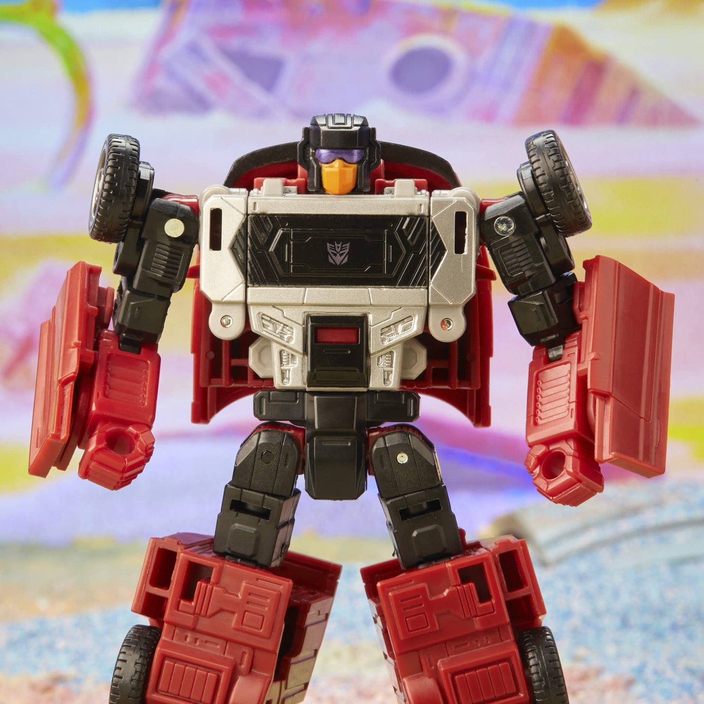 Transformers Legacy Deluxe Dead End Action Figure – 5.5-Inch, 2 Modes, Menasor Left Arm