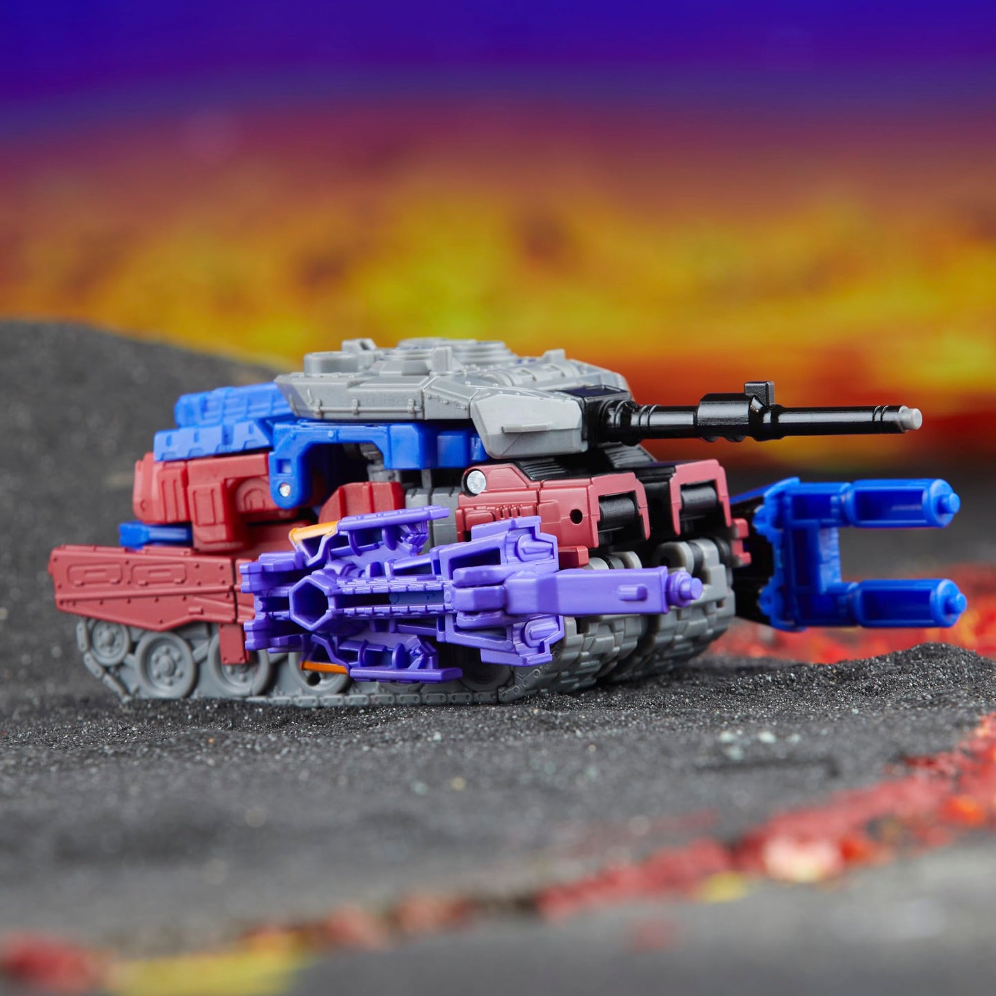 Transformers Legacy United Deluxe G1 Universe Quake — 5.5-Inch Converting Action Figure