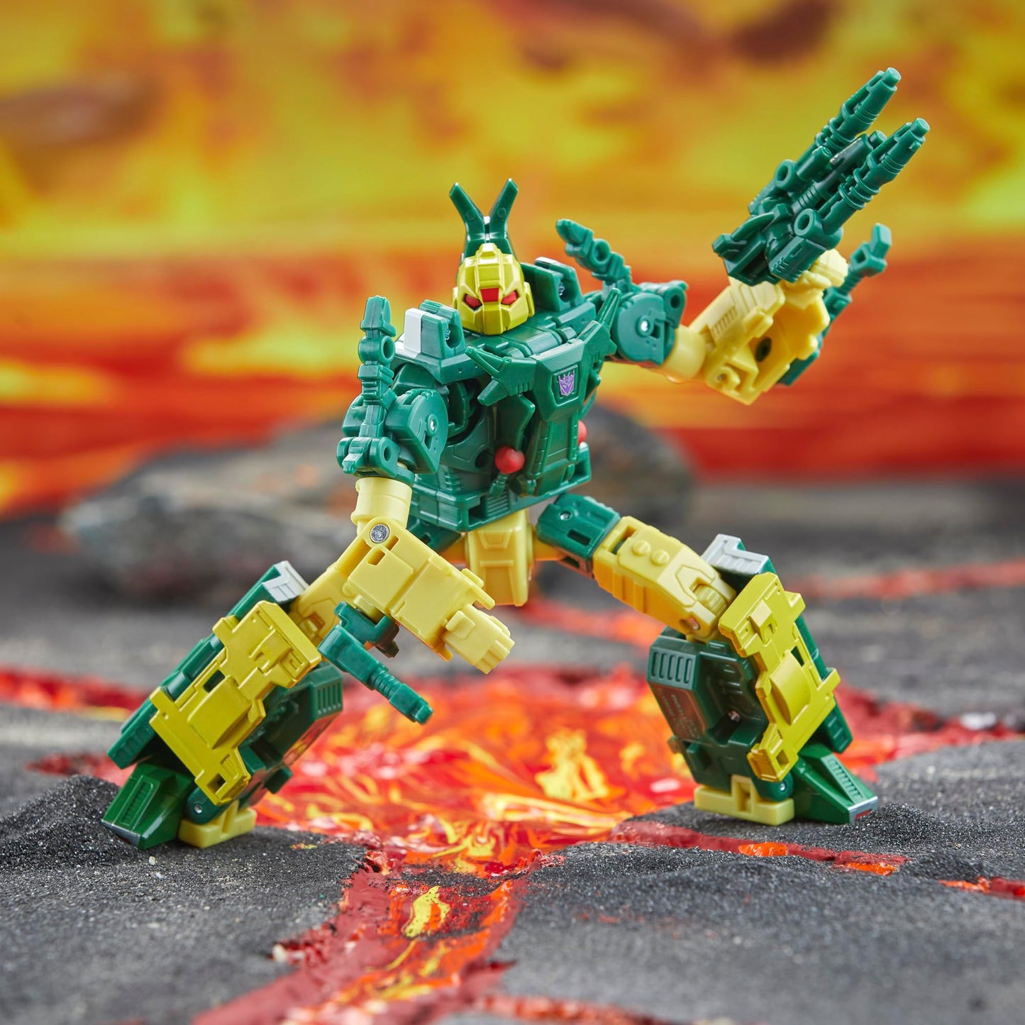 Transformers Legacy United Doom ’n Destruction Collection: Mayhem Attack Squad 3-Pack – Chop Shop & Barrage | 8+ | Amazon Exclusive