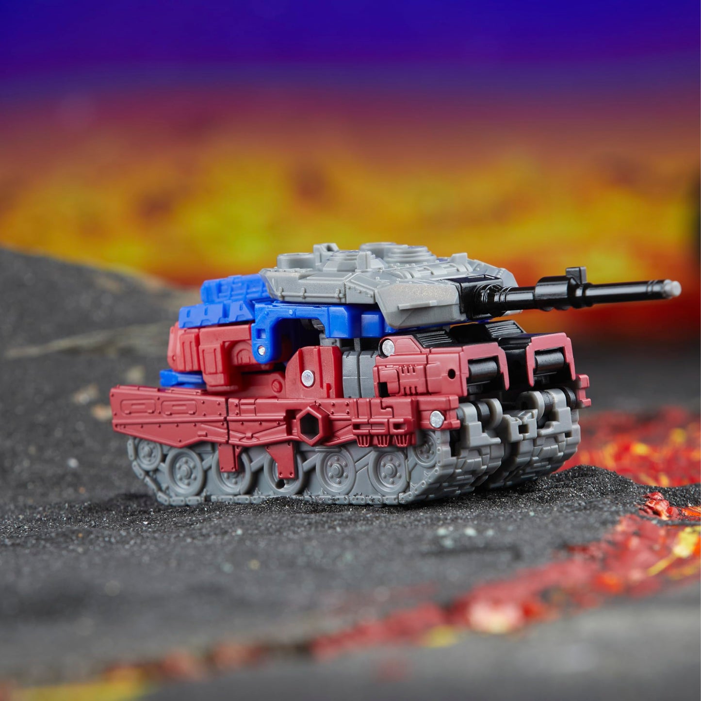 Transformers Legacy United Deluxe G1 Universe Quake — 5.5-Inch Converting Action Figure