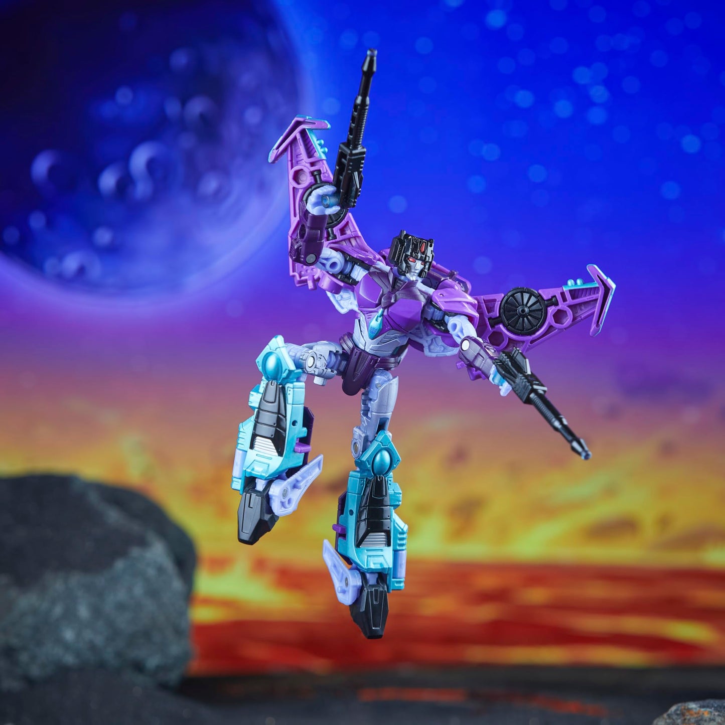Transformers Legacy United Slipstream Deluxe – 5.5-Inch Cyberverse Figure