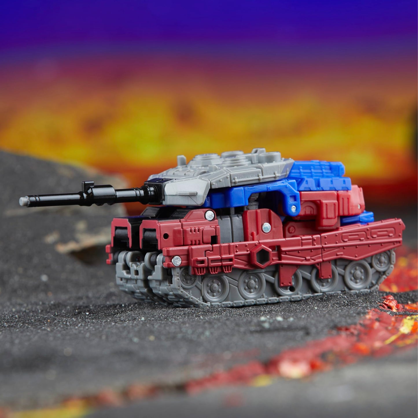 Transformers Legacy United Deluxe G1 Universe Quake — 5.5-Inch Converting Action Figure