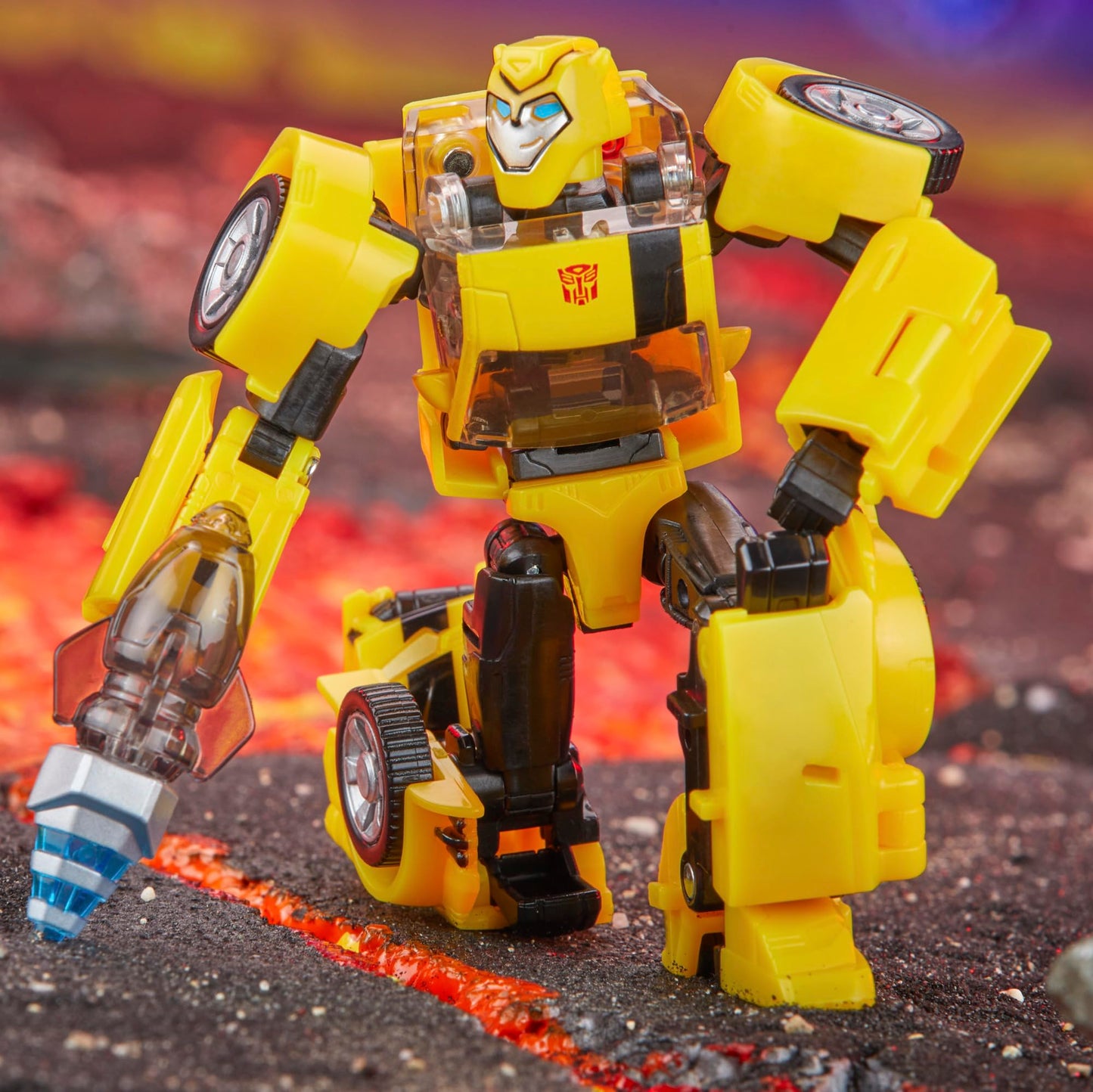 Transformers Legacy United Deluxe Bumblebee – Animated Universe 5.5-Inch Action Figure, 22-Step Conversion
