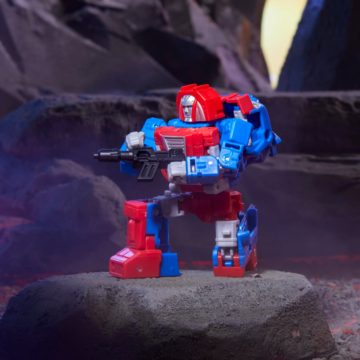 Transformers Legacy United Deluxe Class G1 Universe Autobot Gears – 5.5-Inch Converting Action Figure