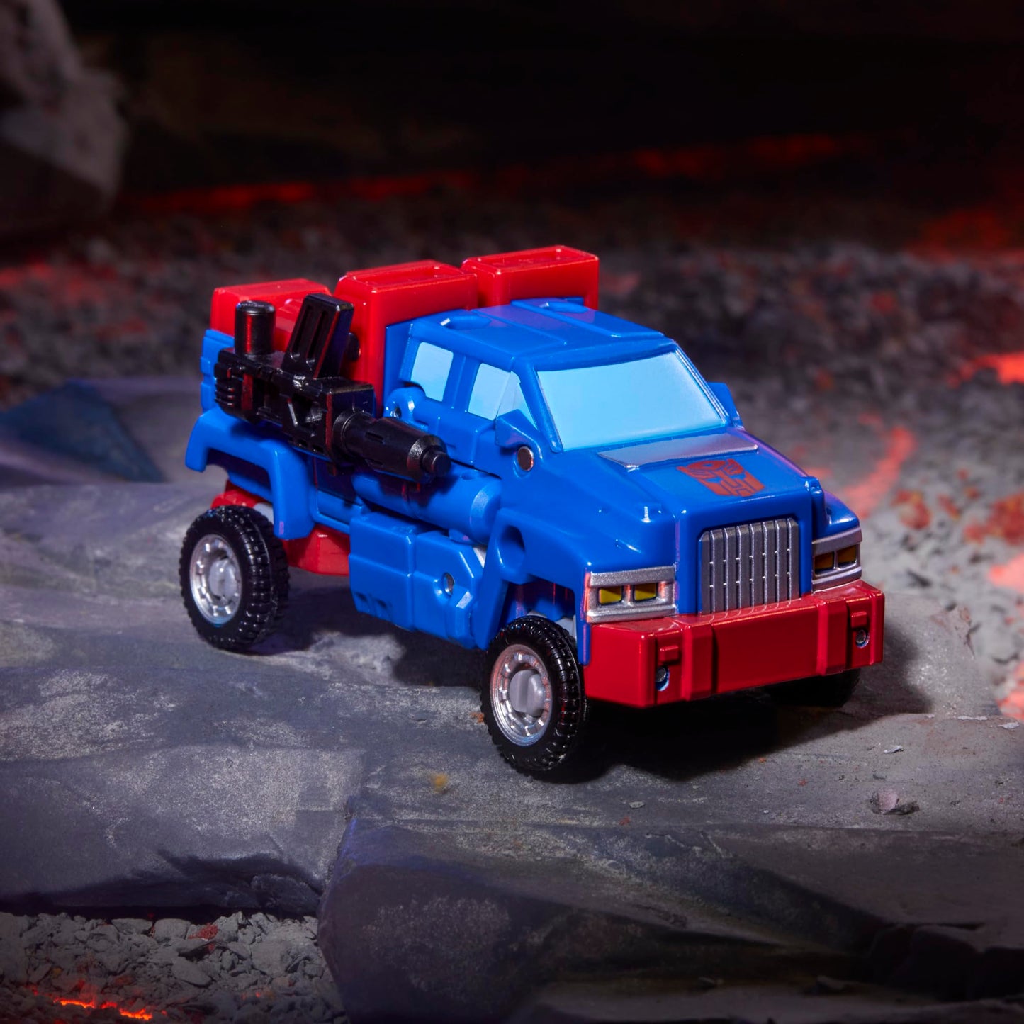 Transformers Legacy United Deluxe Class G1 Universe Autobot Gears – 5.5-Inch Converting Action Figure