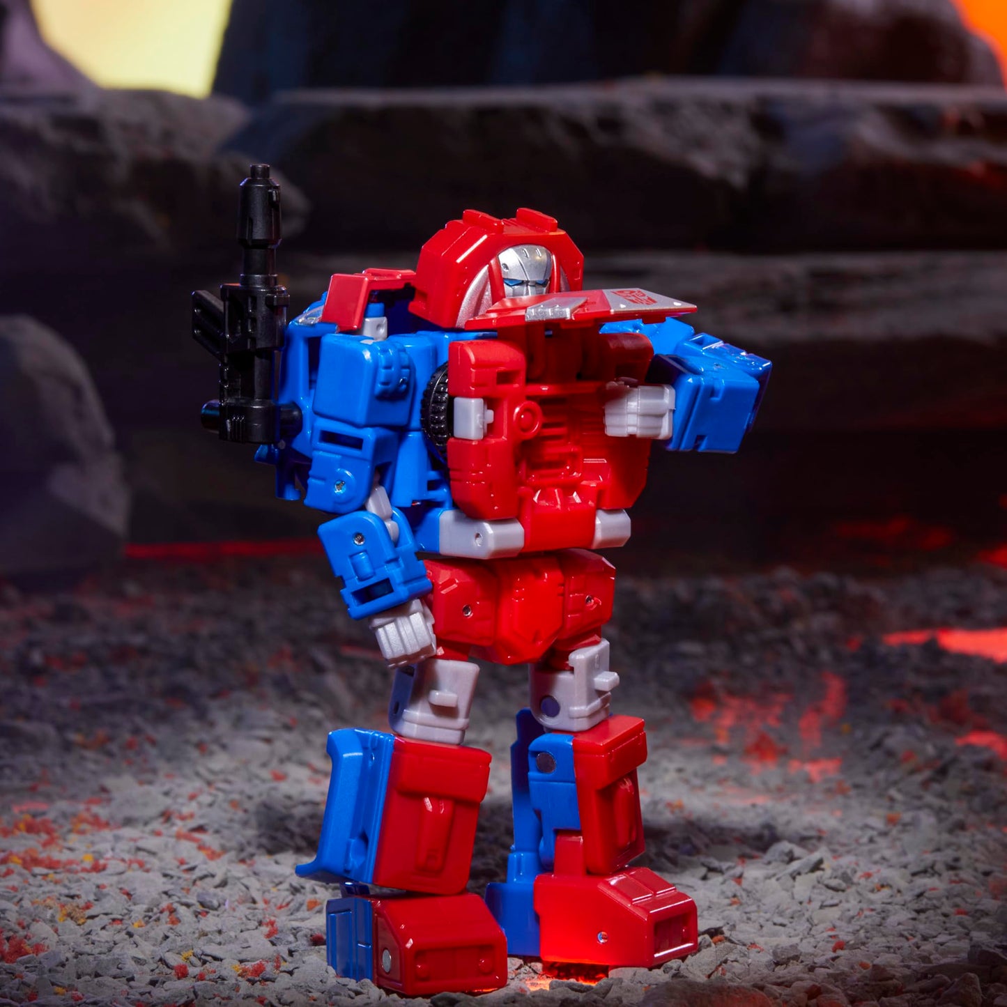 Transformers Legacy United Deluxe Class G1 Universe Autobot Gears – 5.5-Inch Converting Action Figure