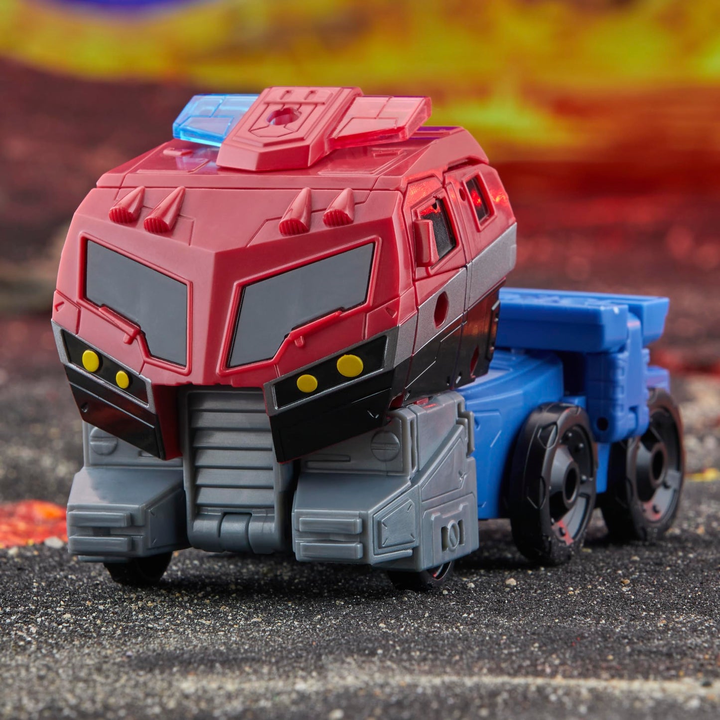 Transformers Legacy United Voyager Class Animated Universe Optimus Prime – 7-Inch Convertible Figure